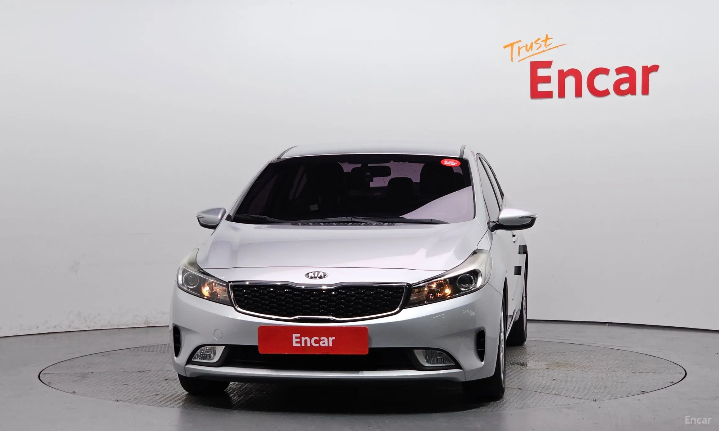 Kia K3 превью 3