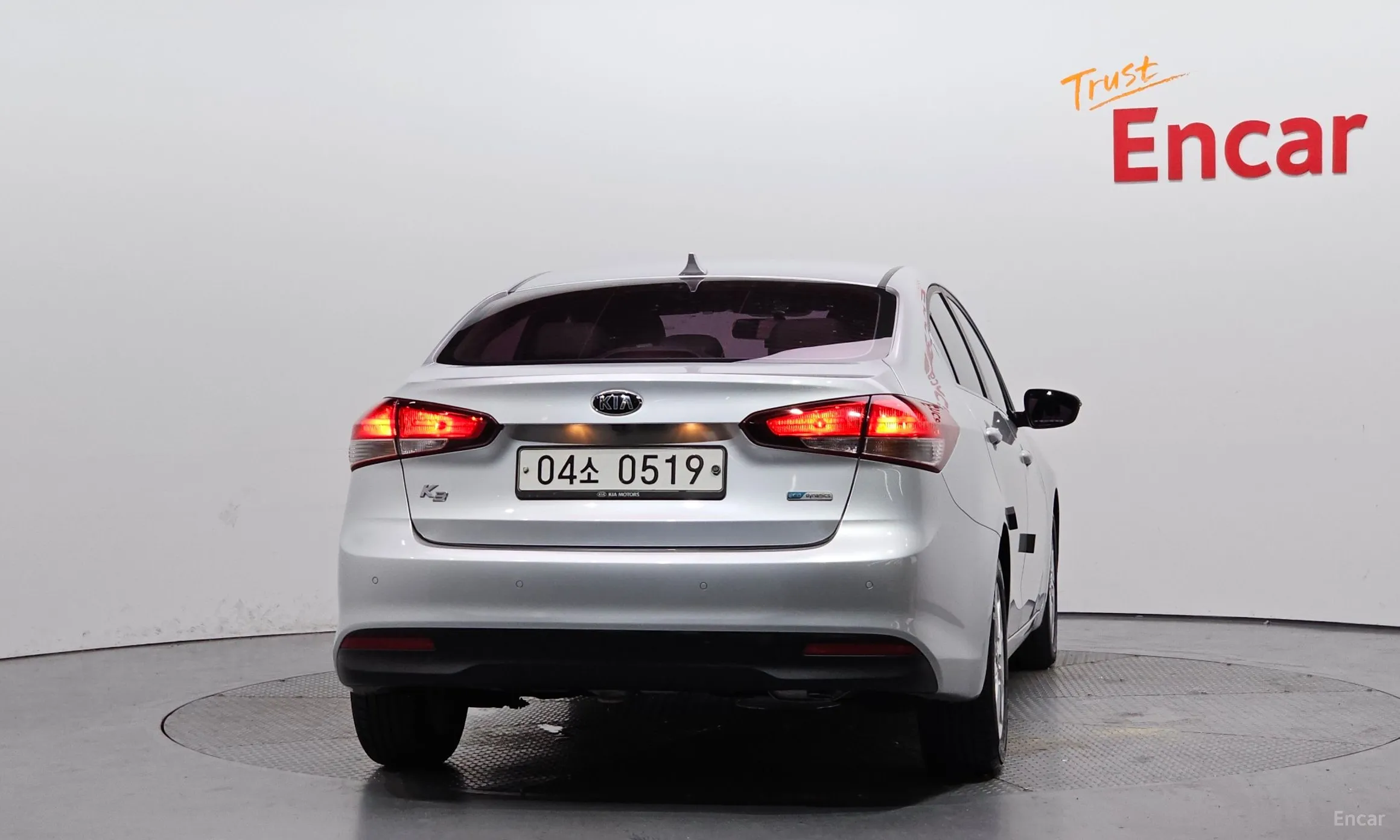Kia K3 превью 4