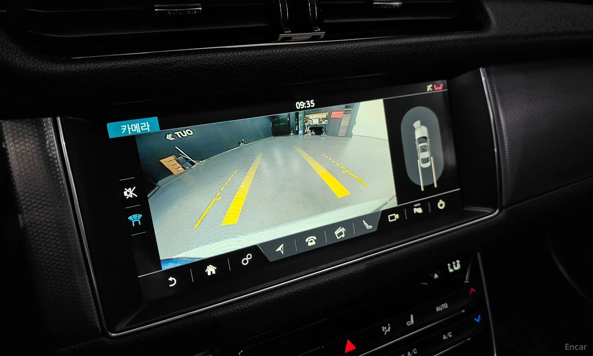 Jaguar XF (x260) превью 15
