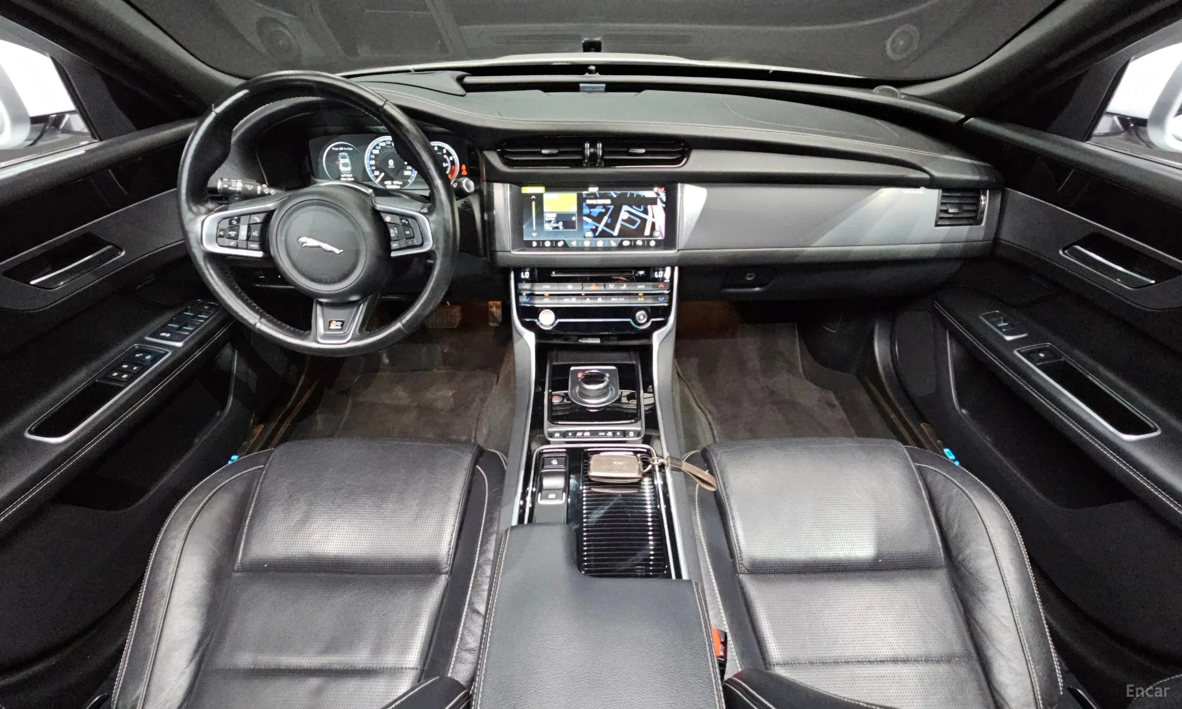 Jaguar XF (x260) превью 7