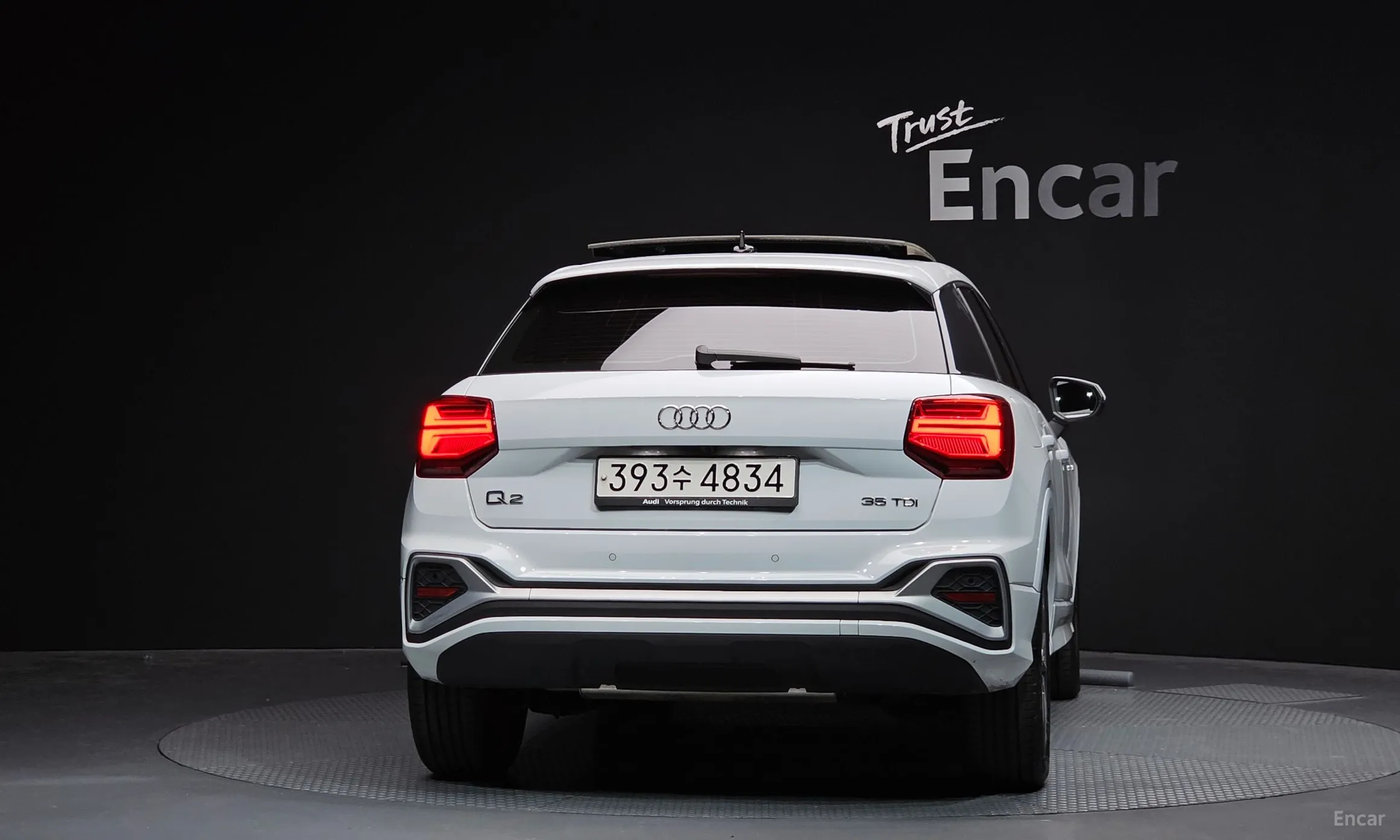 Audi Q2 превью 4
