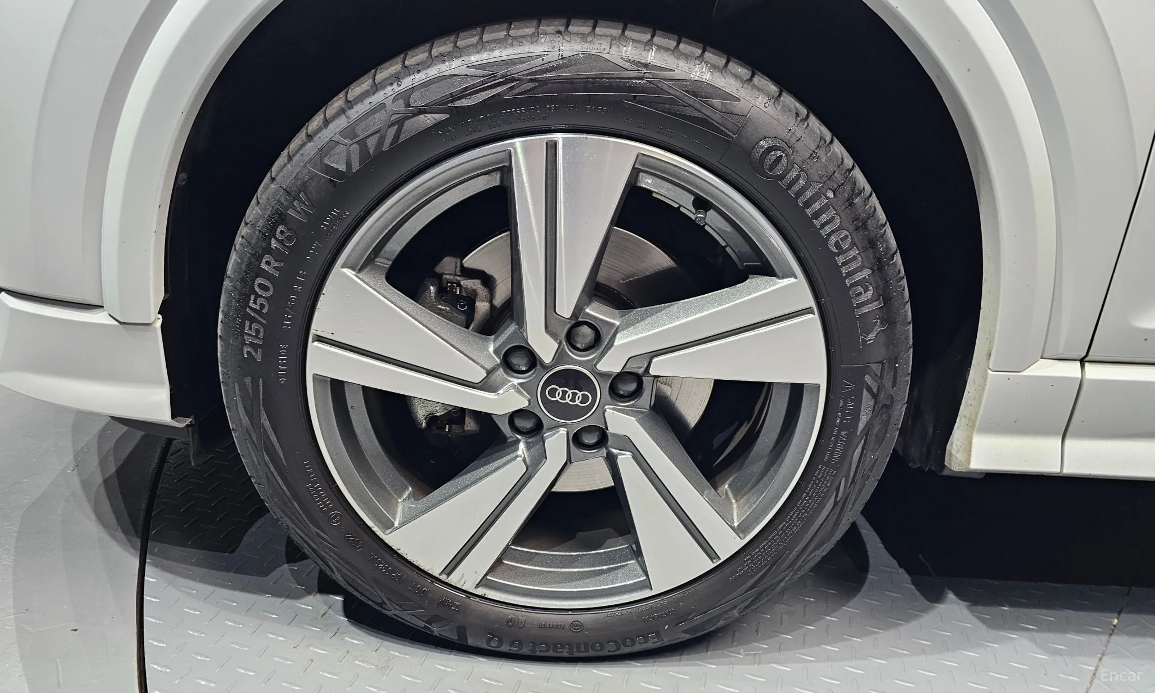 Audi Q2 превью 5