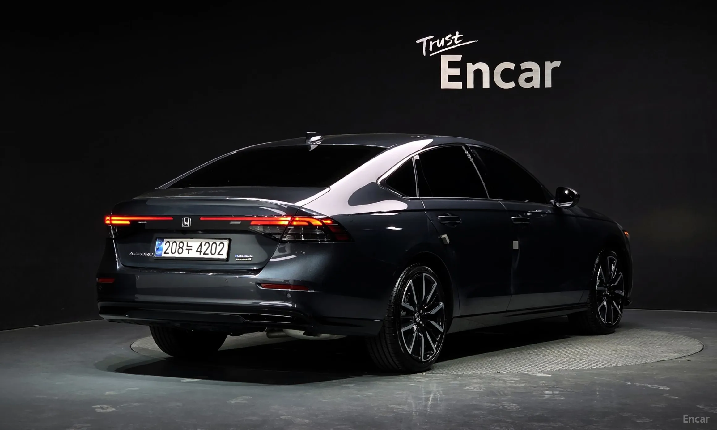 Honda Accord 11th Generation превью 2