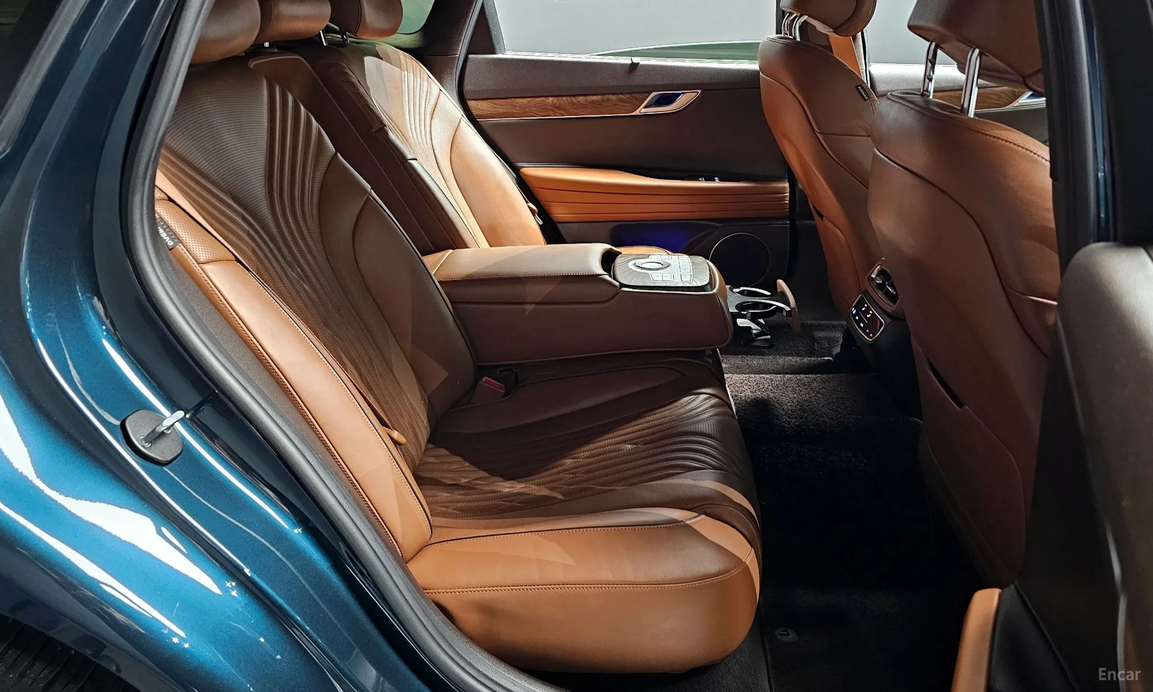 Genesis G80 (RG3) превью 12