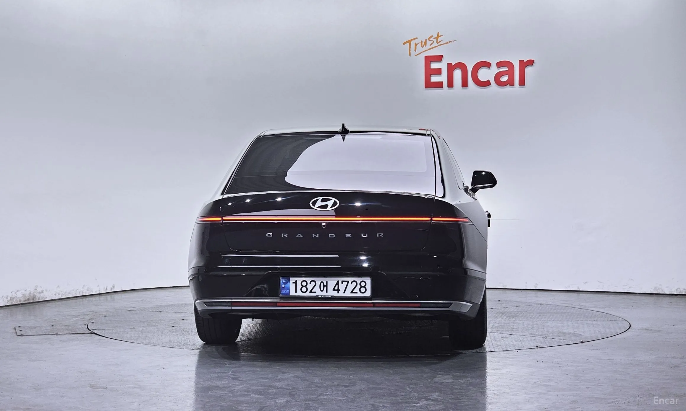 Hyundai Grandeur (GN7) превью 4