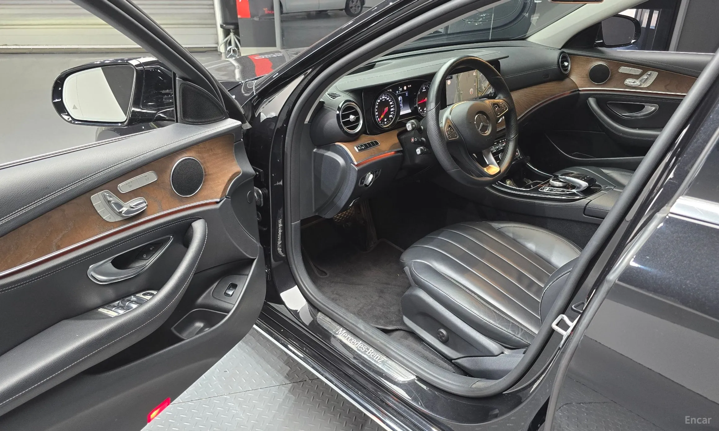Mercedes Benz E-Class W213 превью 10