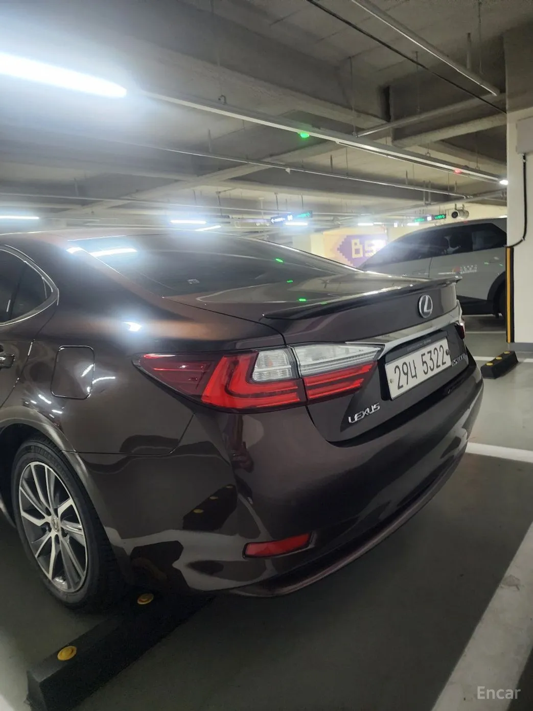 Lexus New ES300h превью 6