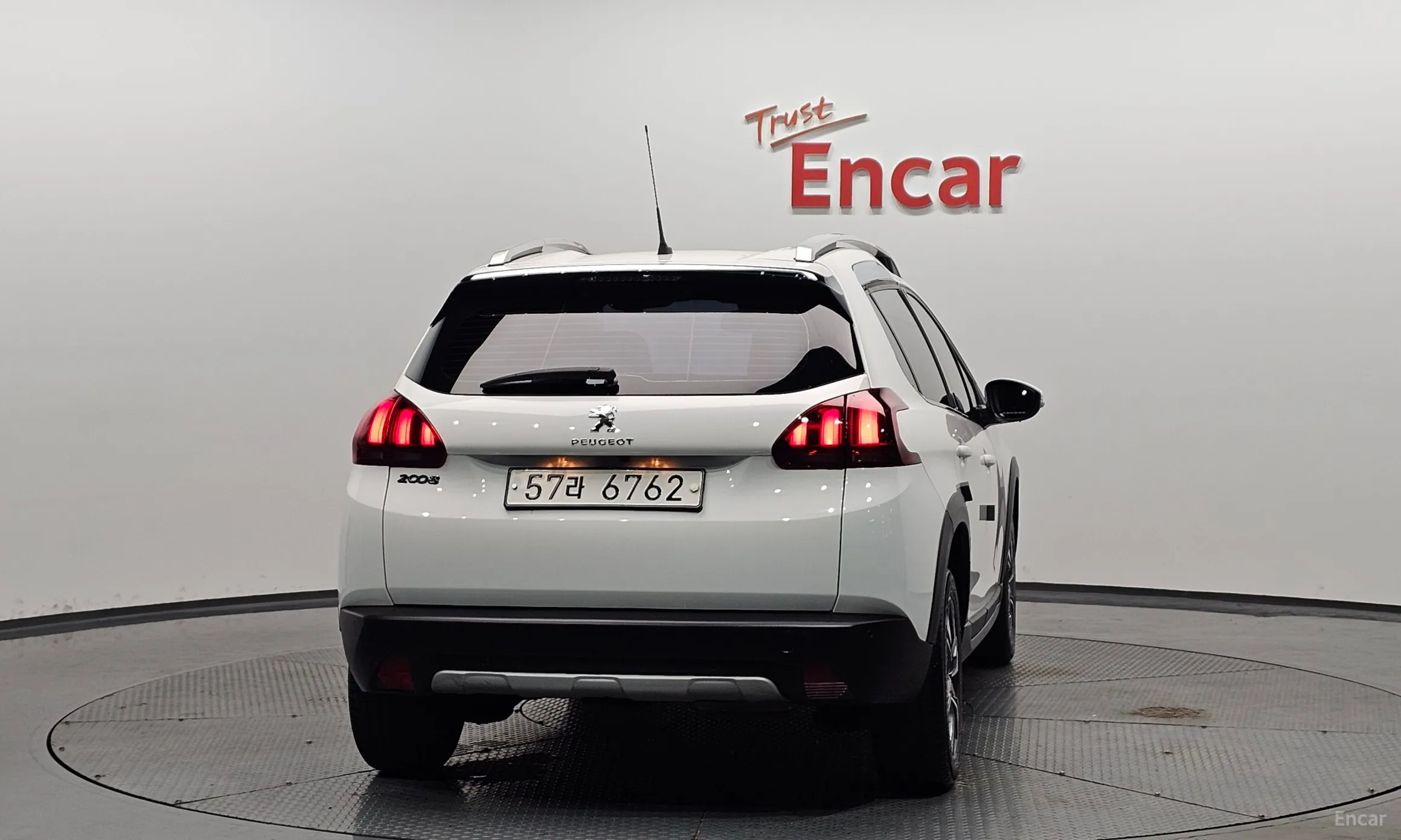 Peugeot 2008. превью 4