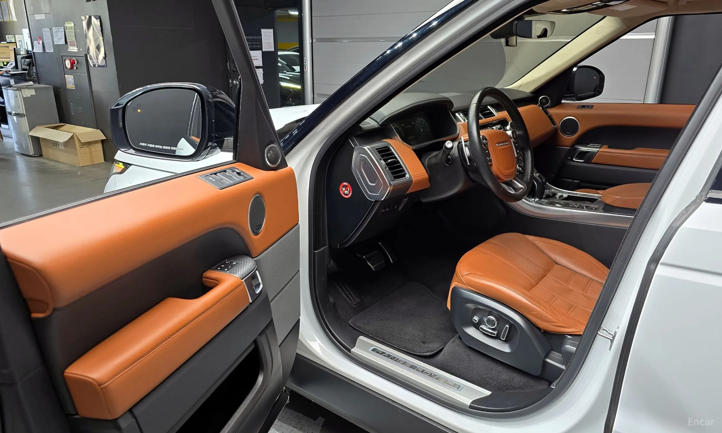Land Rover Range Rover Sport 2nd Generation превью 10