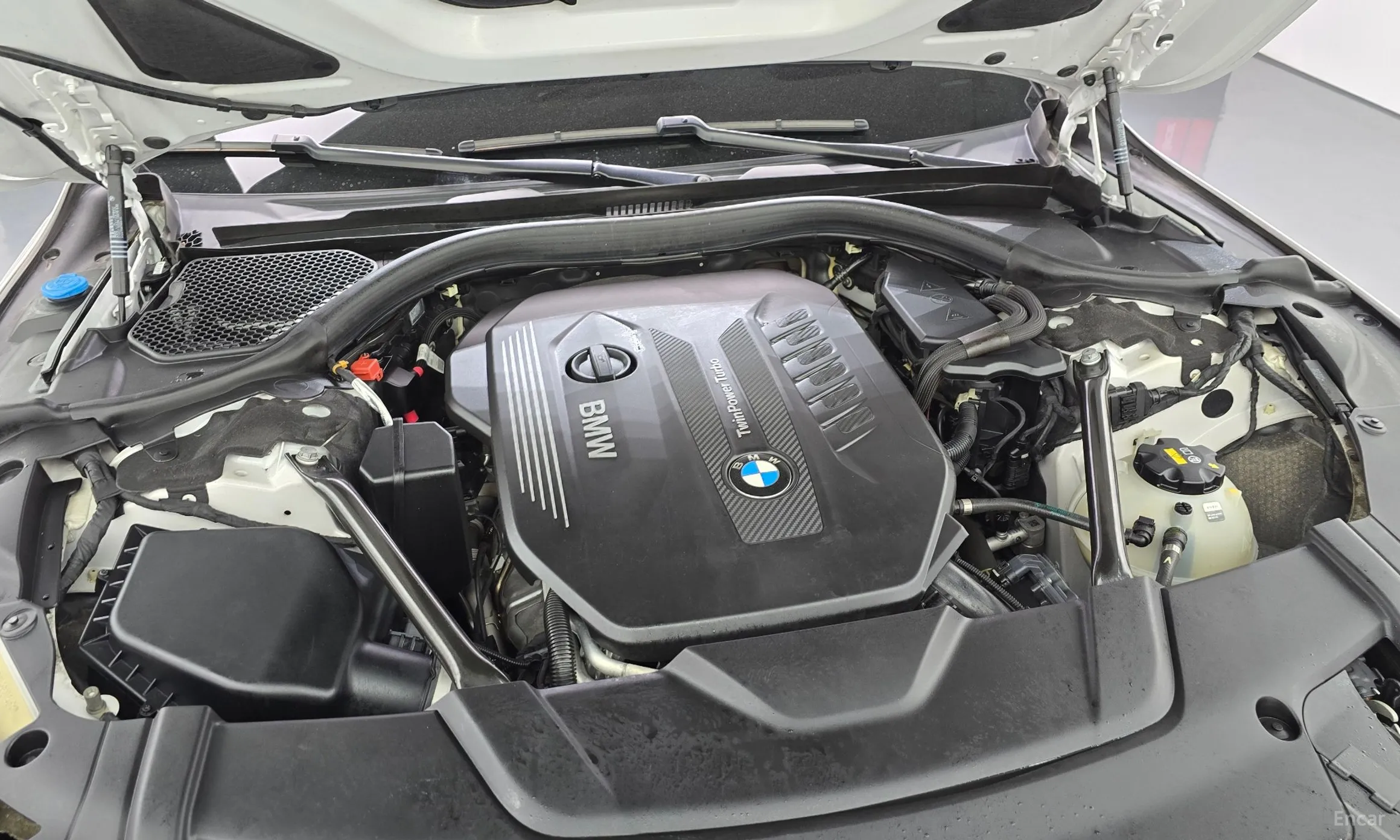 BMW 7 Series (G11) превью 6