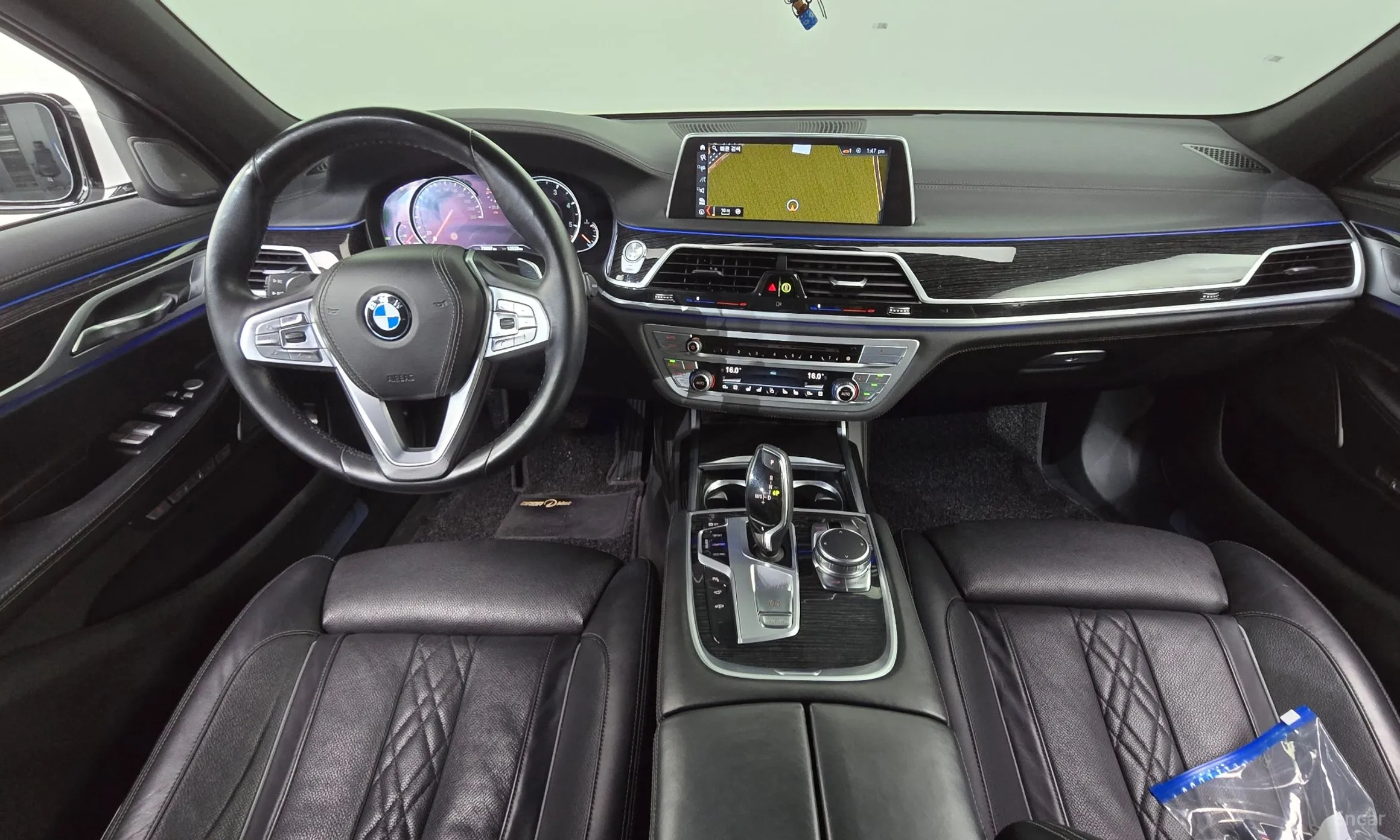 BMW 7 Series (G11) превью 7