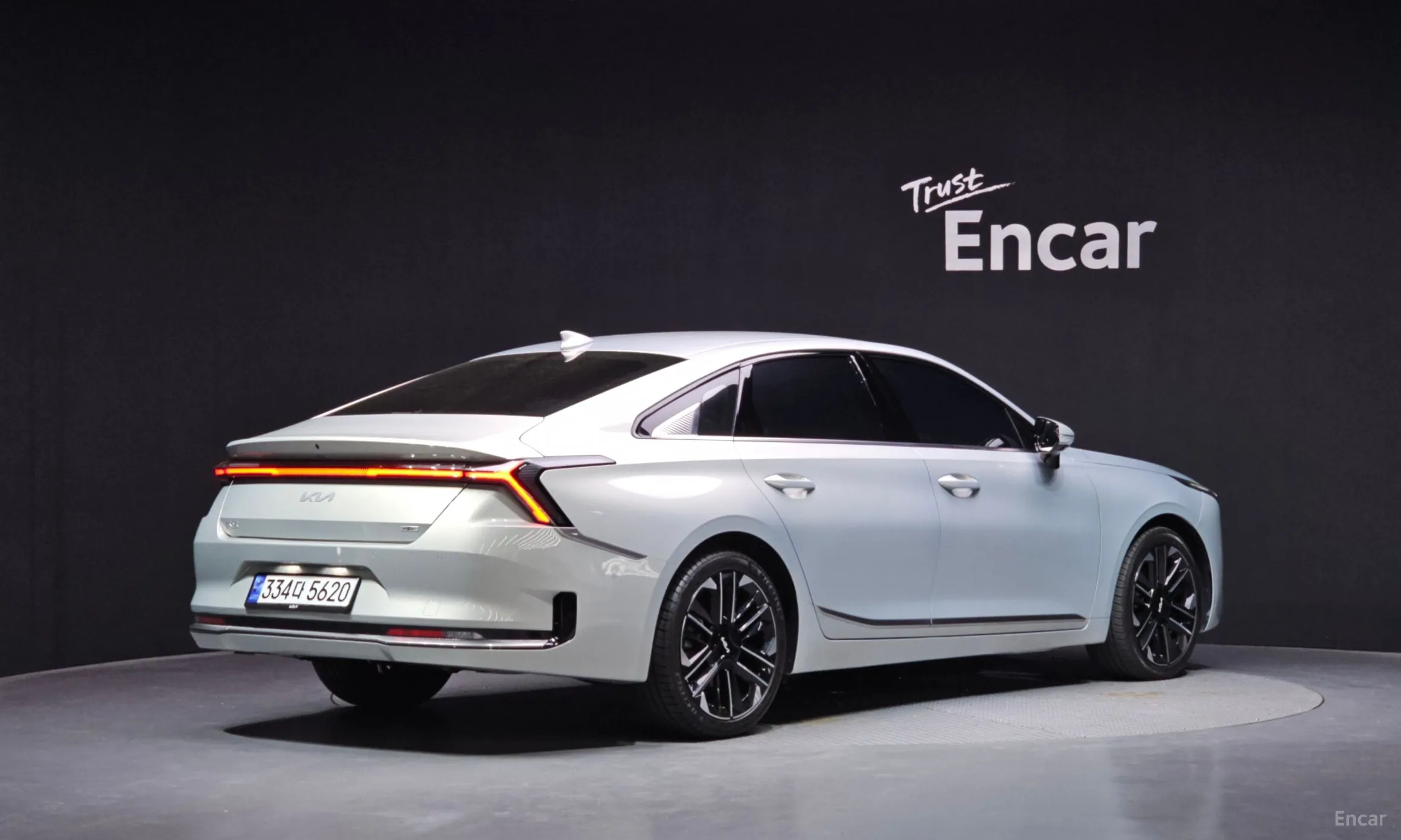 Kia K8 Hybrid