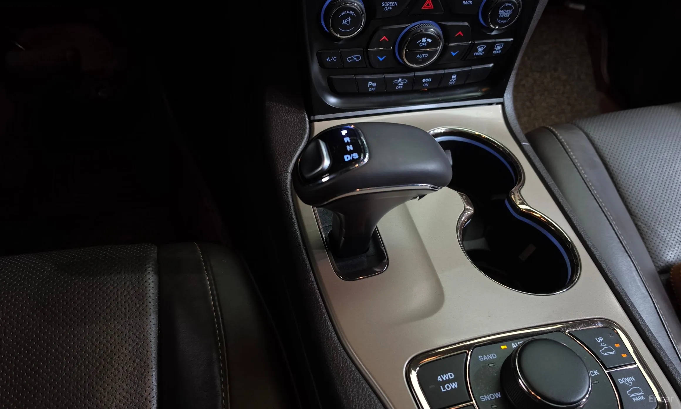 Jeep Grand Cherokee превью 9