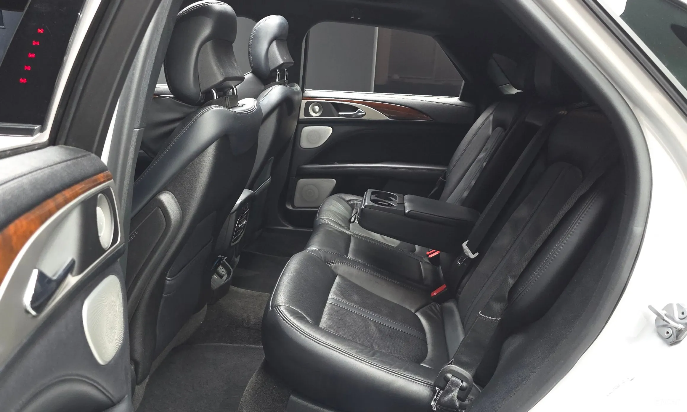 Lincoln New MKZ превью 11