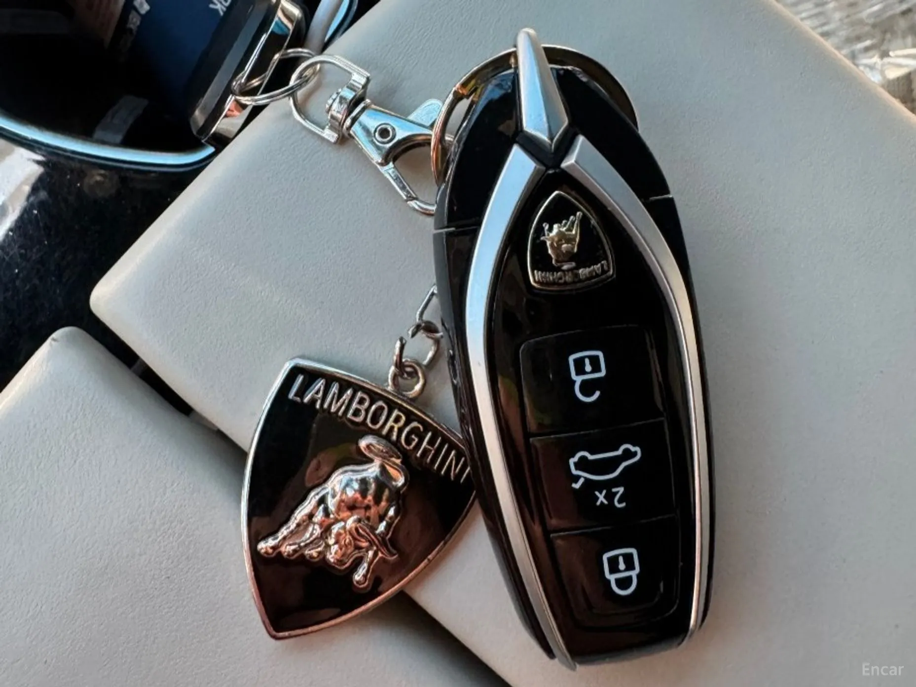 Lamborghini Urus превью 14
