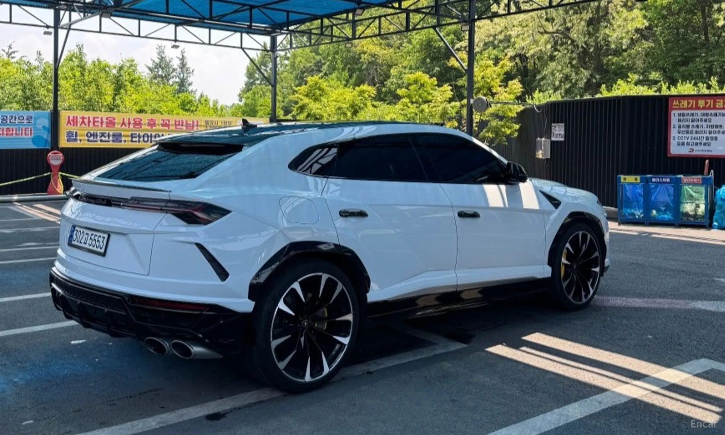 Lamborghini Urus превью 6