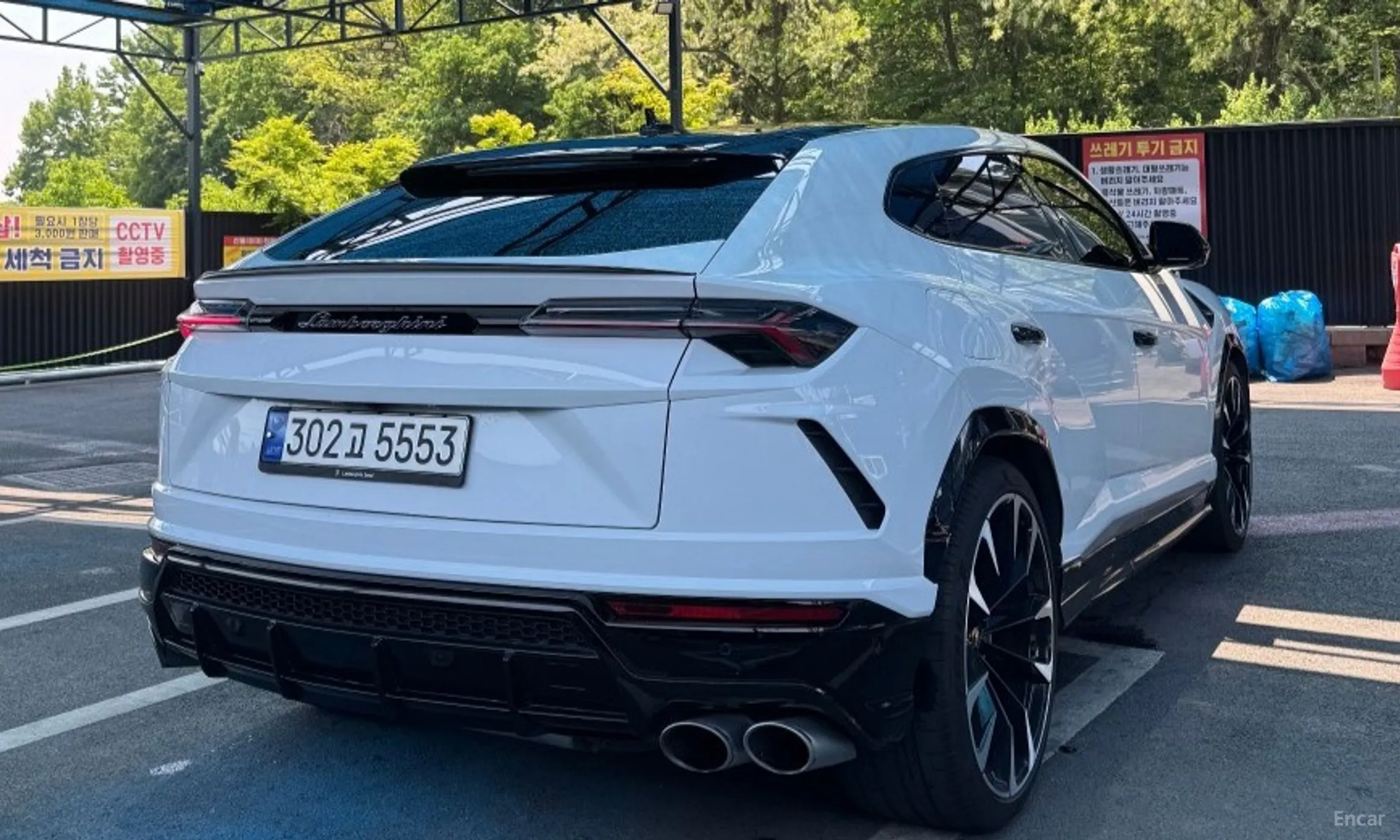 Lamborghini Urus превью 7