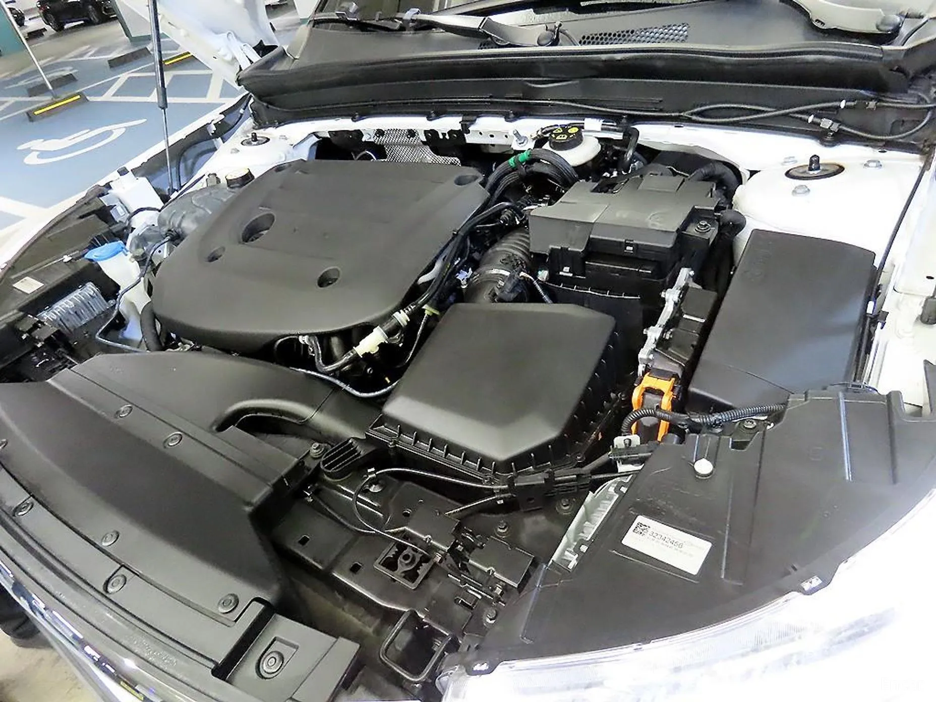 Volvo XC40 превью 6