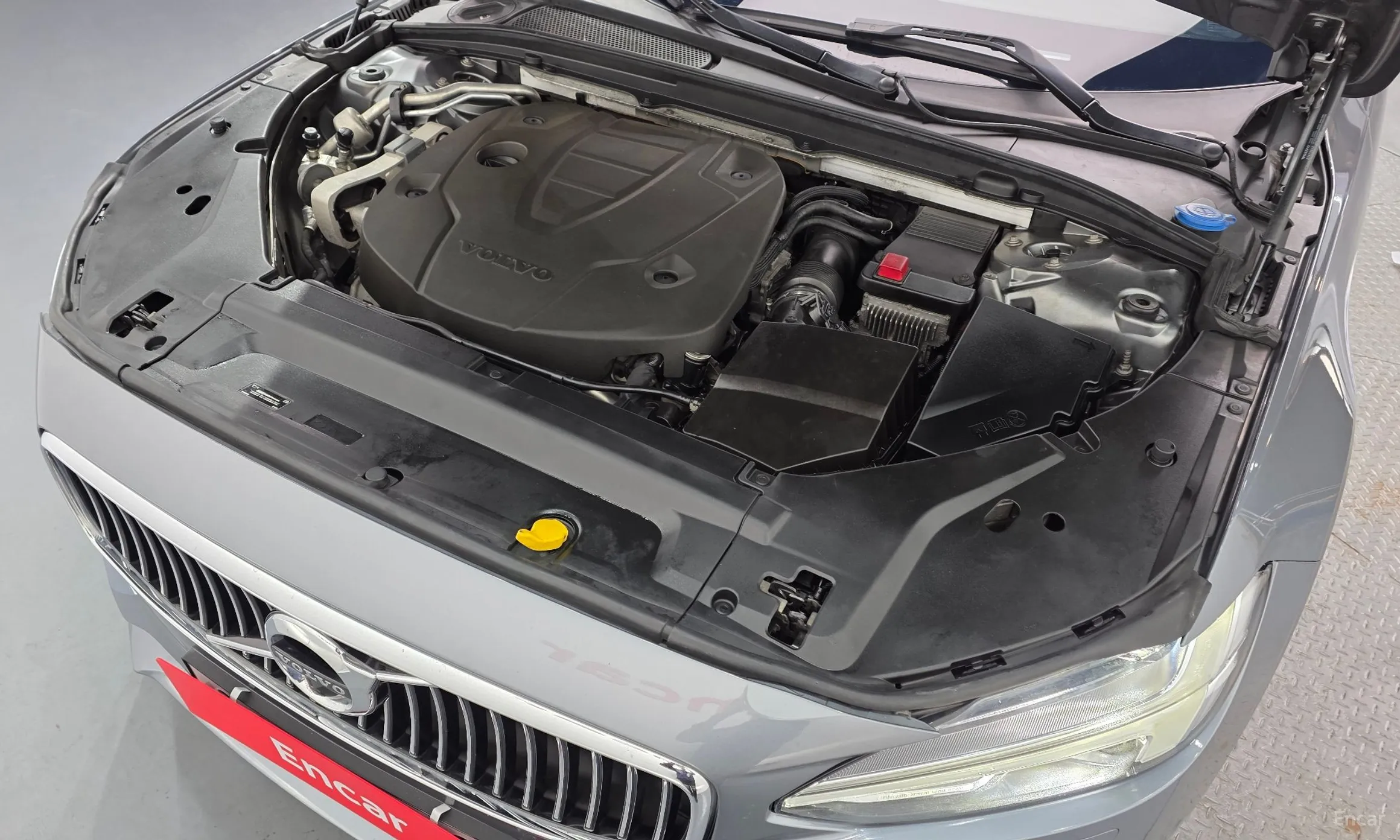 Volvo S90 превью 6