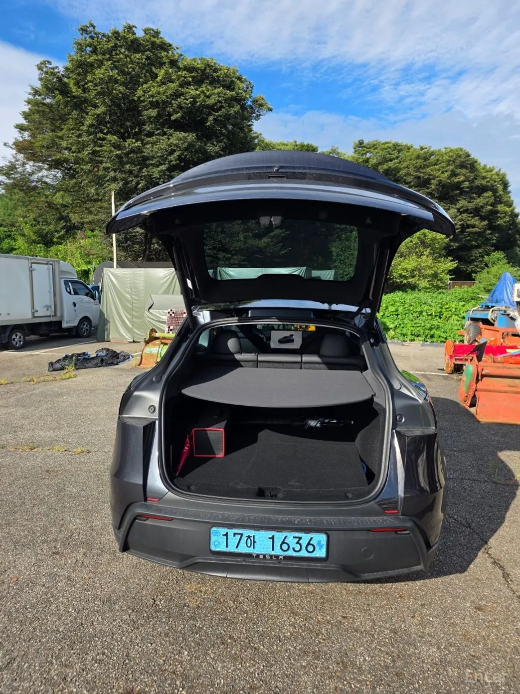 Tesla Model Y превью 6