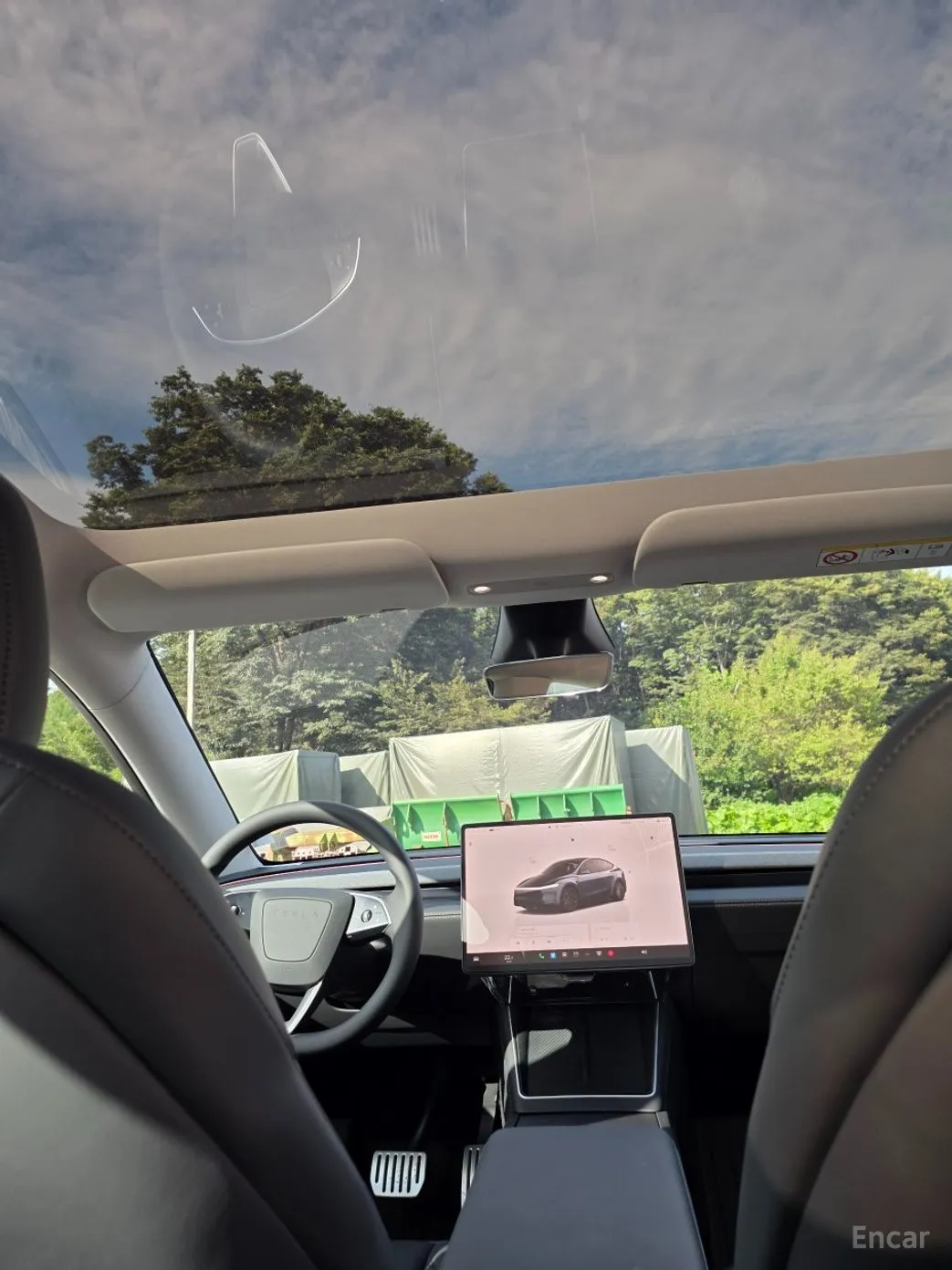 Tesla Model Y превью 7