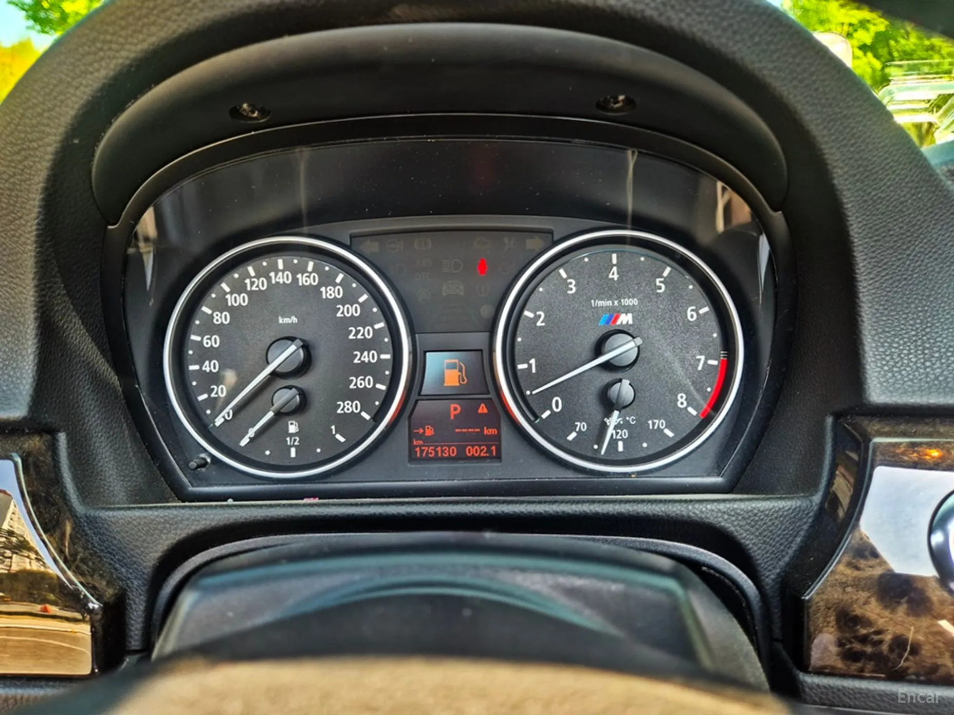 BMW 3 Series (E90) превью 10