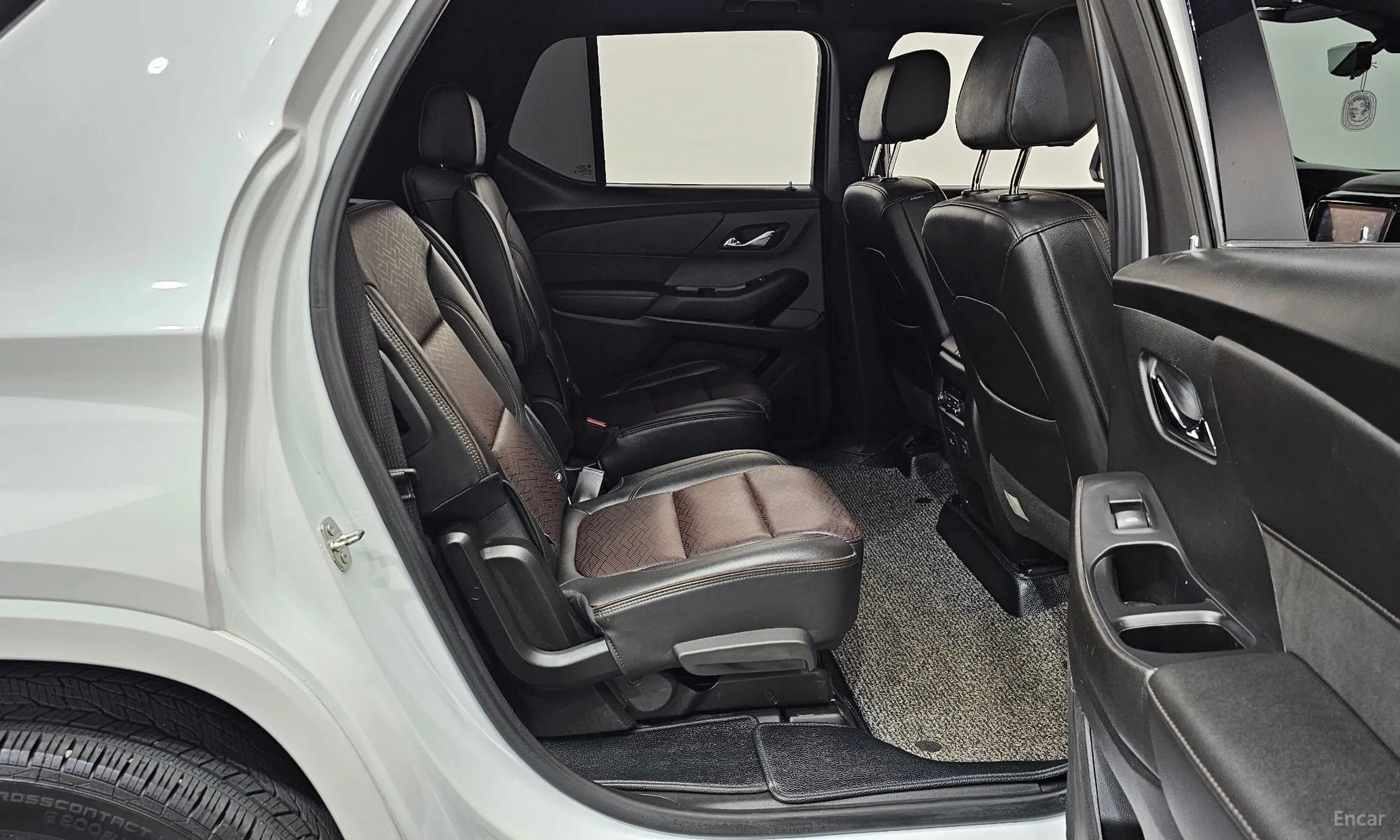 Chevrolet (GM Daewoo) Traverse превью 11