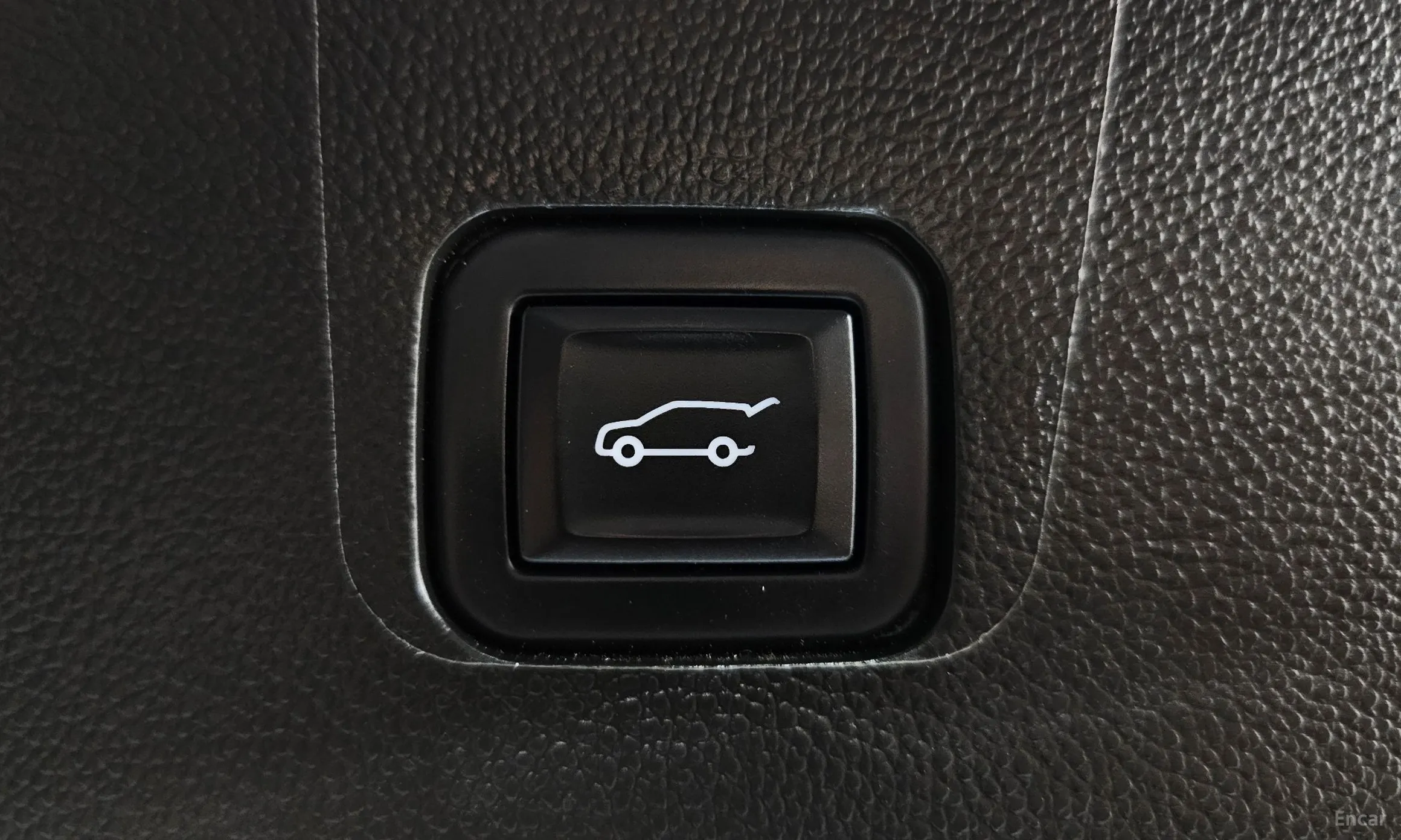Chevrolet (GM Daewoo) Traverse превью 20
