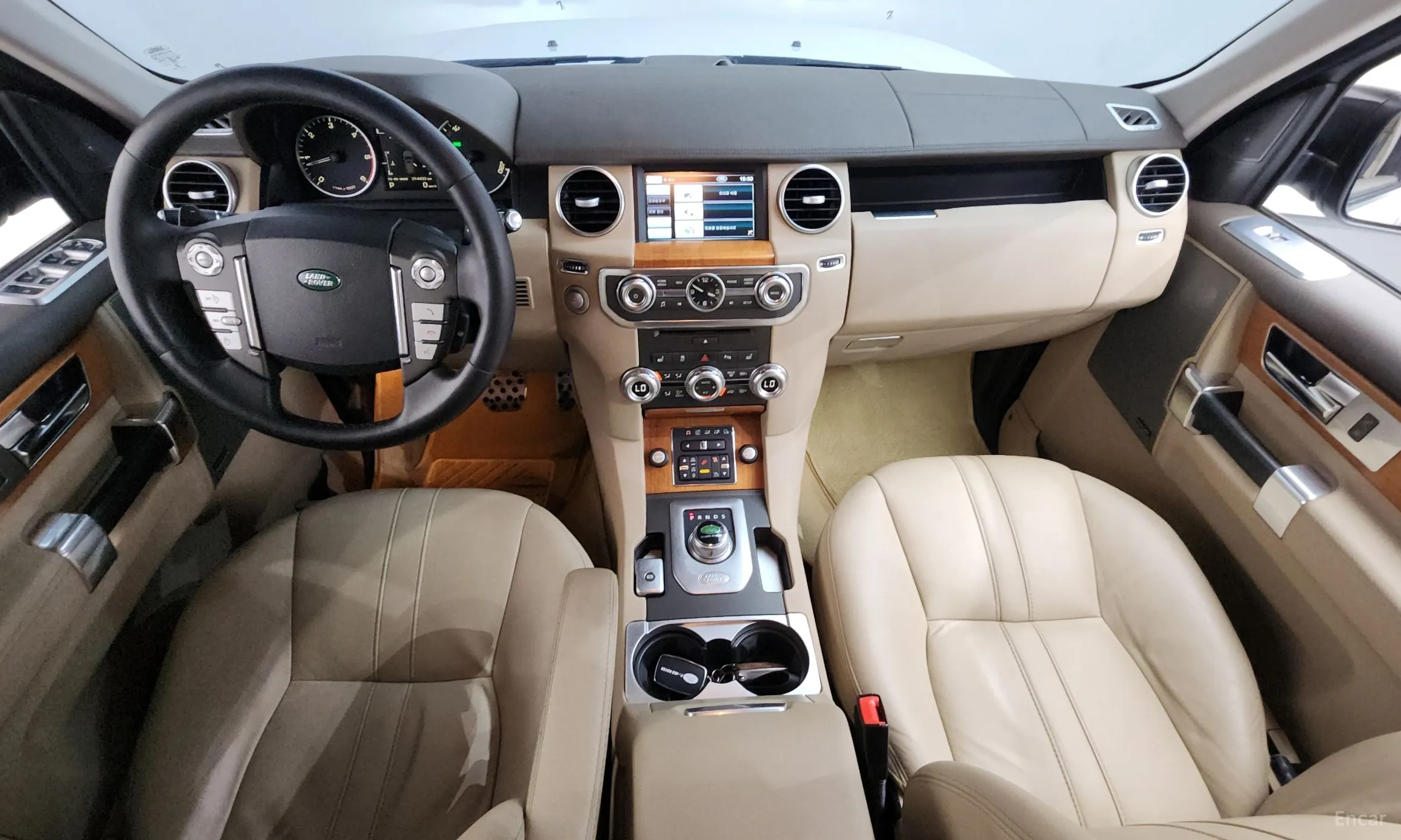 Land Rover Discovery 4 превью 7