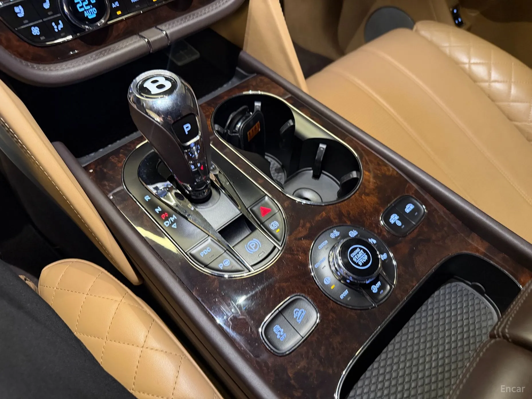 Bentley Bentayga превью 15