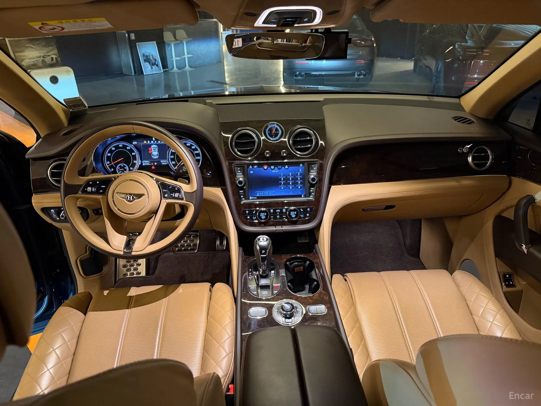 Bentley Bentayga превью 9