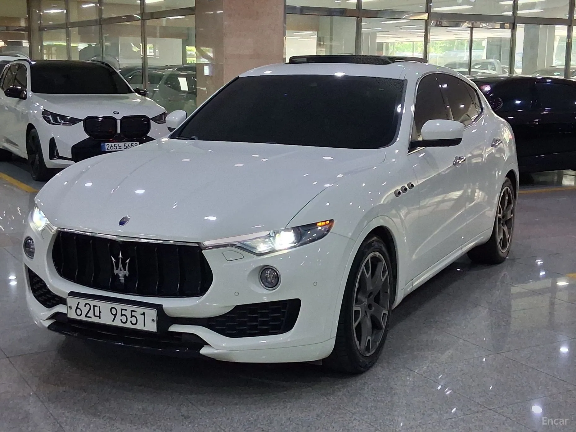 Maserati Levante превью 2