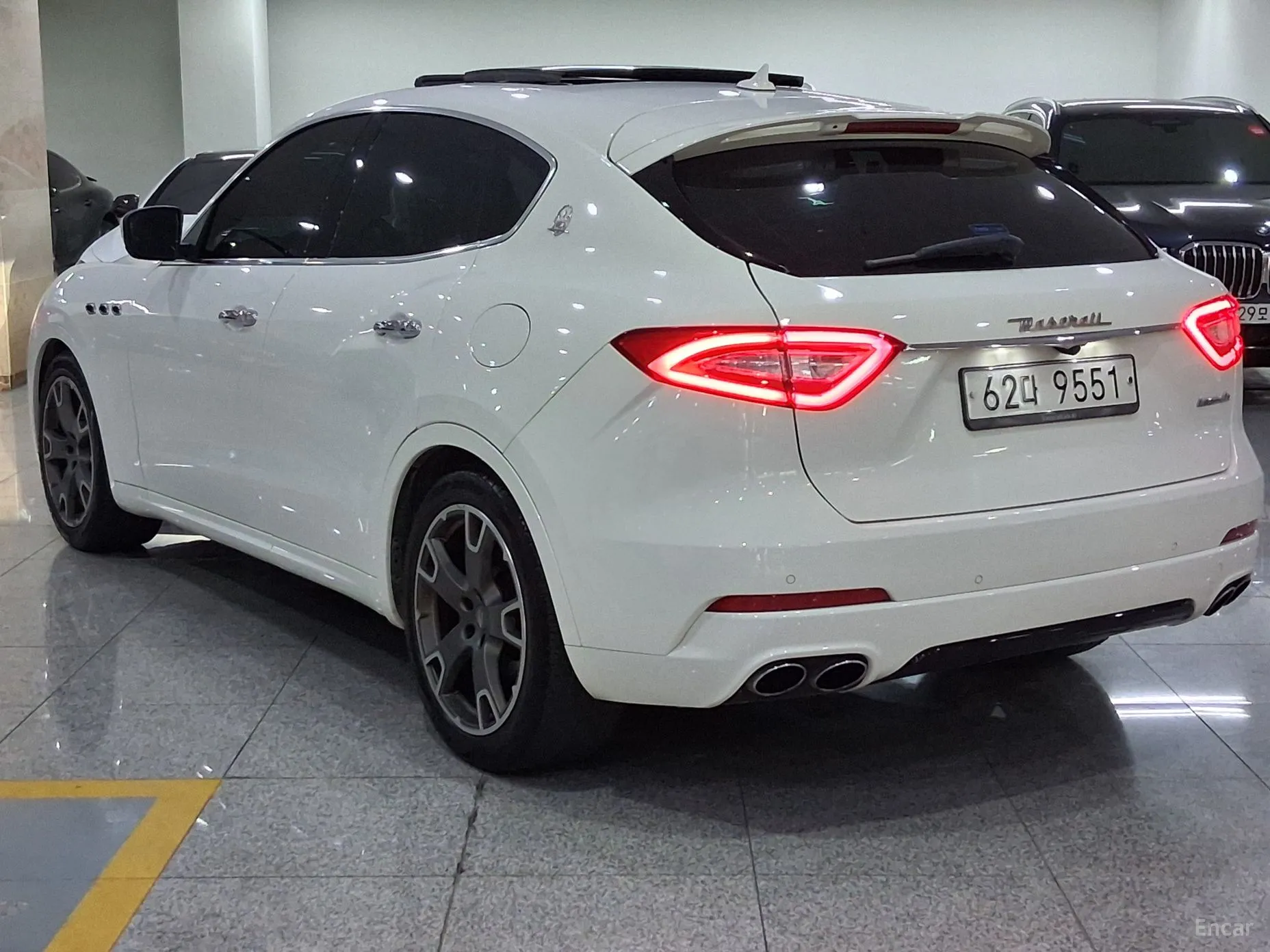 Maserati Levante превью 4