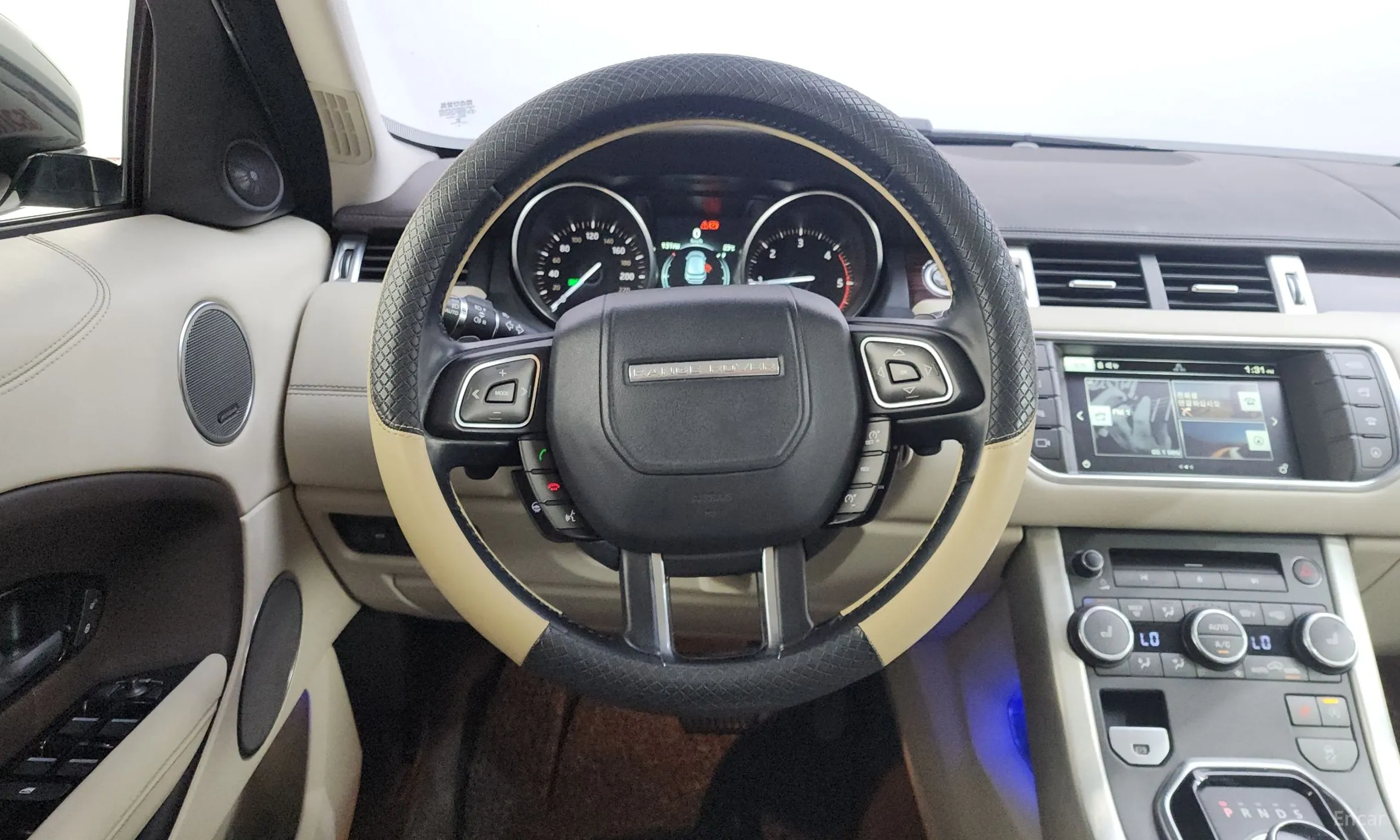 Land Rover Range Rover Evoque превью 13