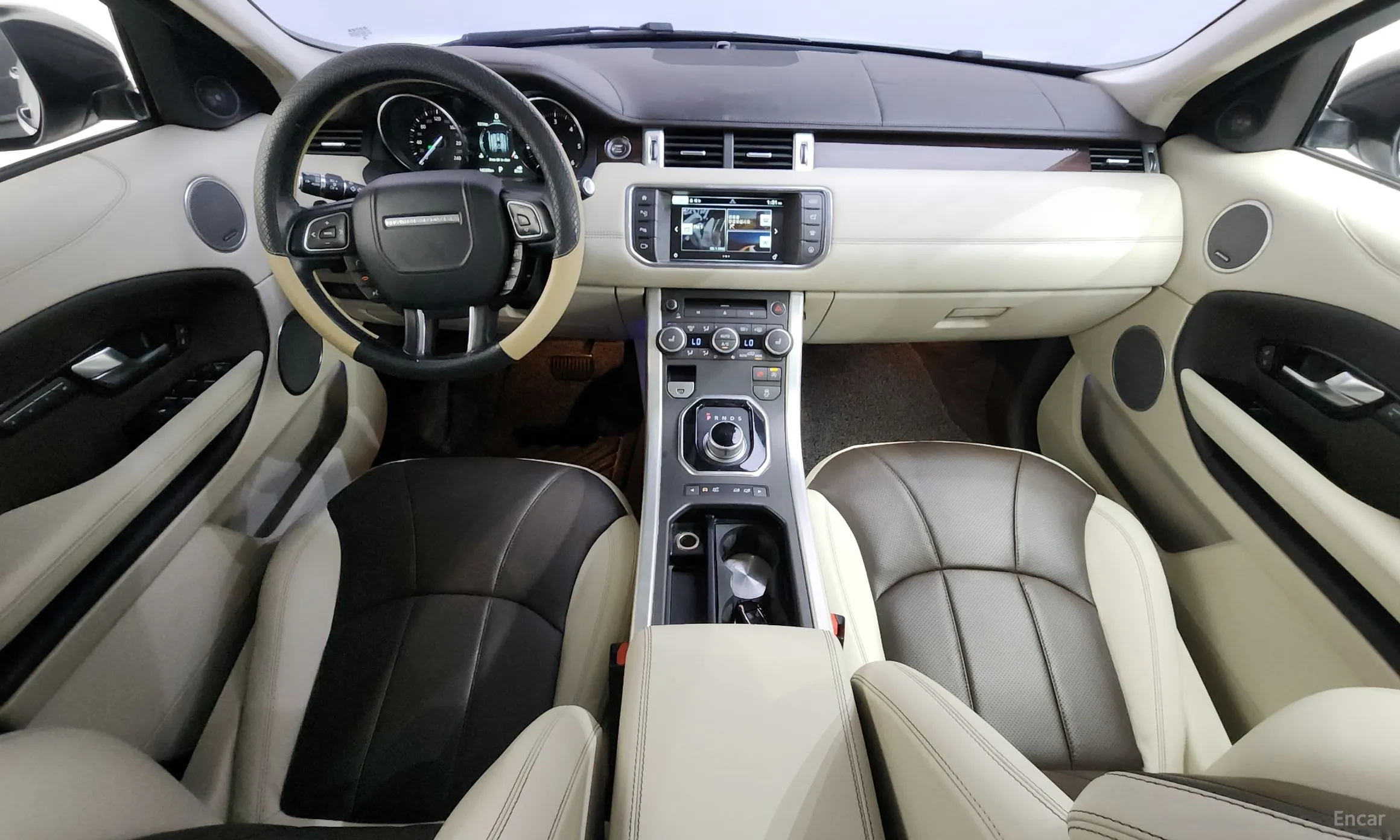 Land Rover Range Rover Evoque превью 7