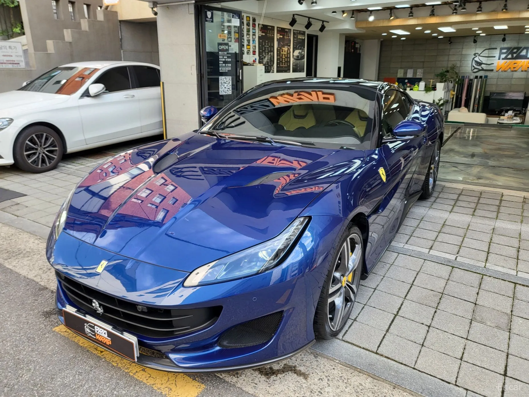 Ferrari Portofino превью 17
