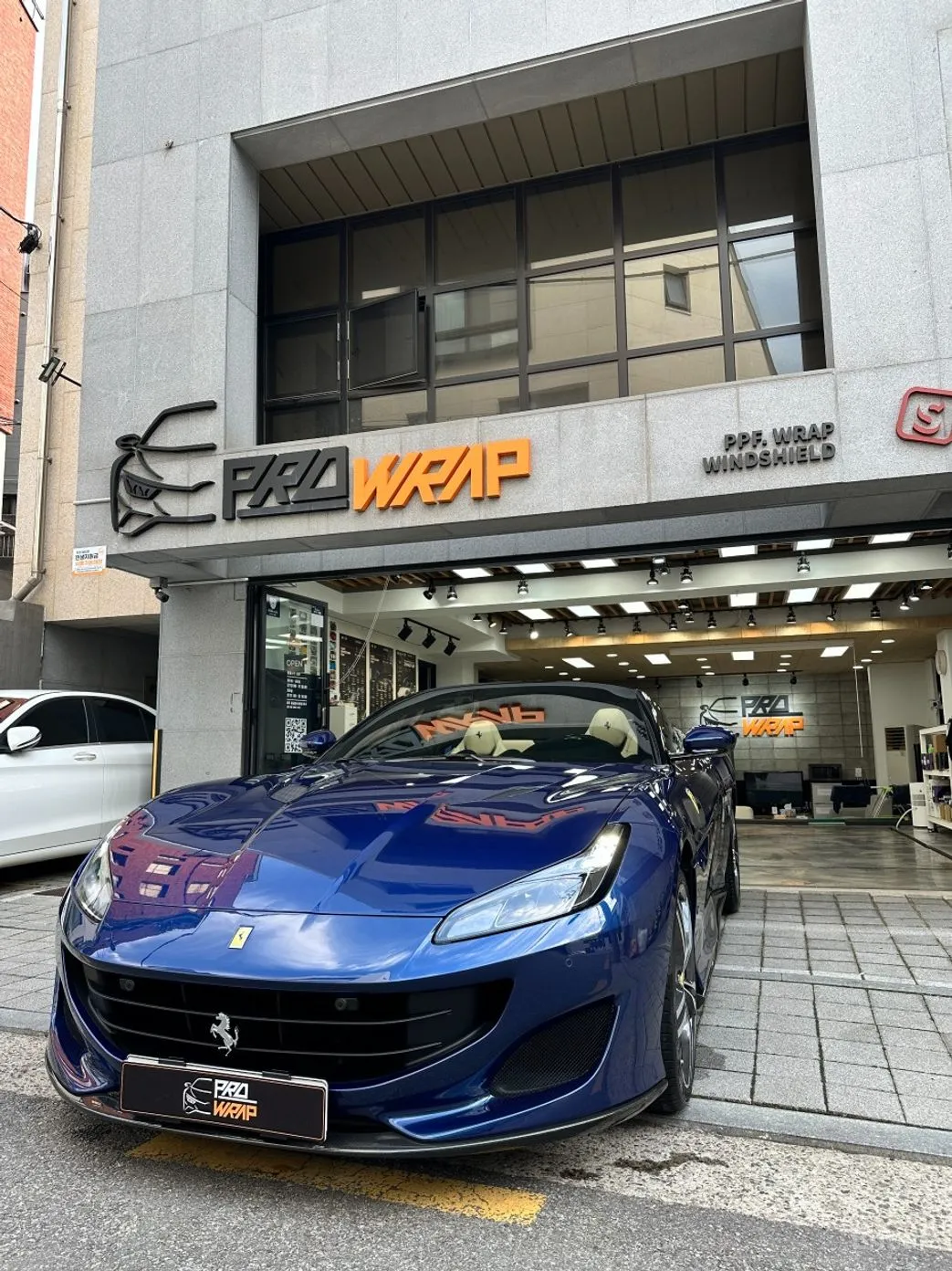 Ferrari Portofino превью 20