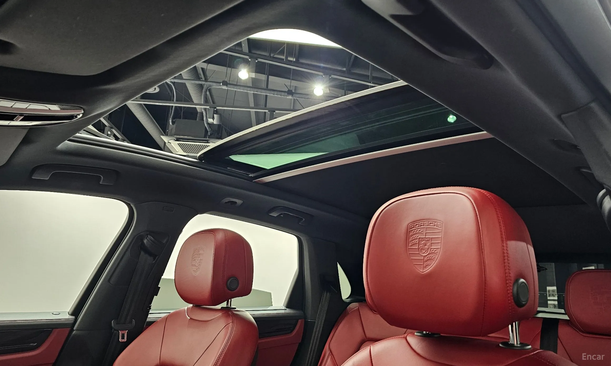 Porsche Cayenne (PO536) превью 17