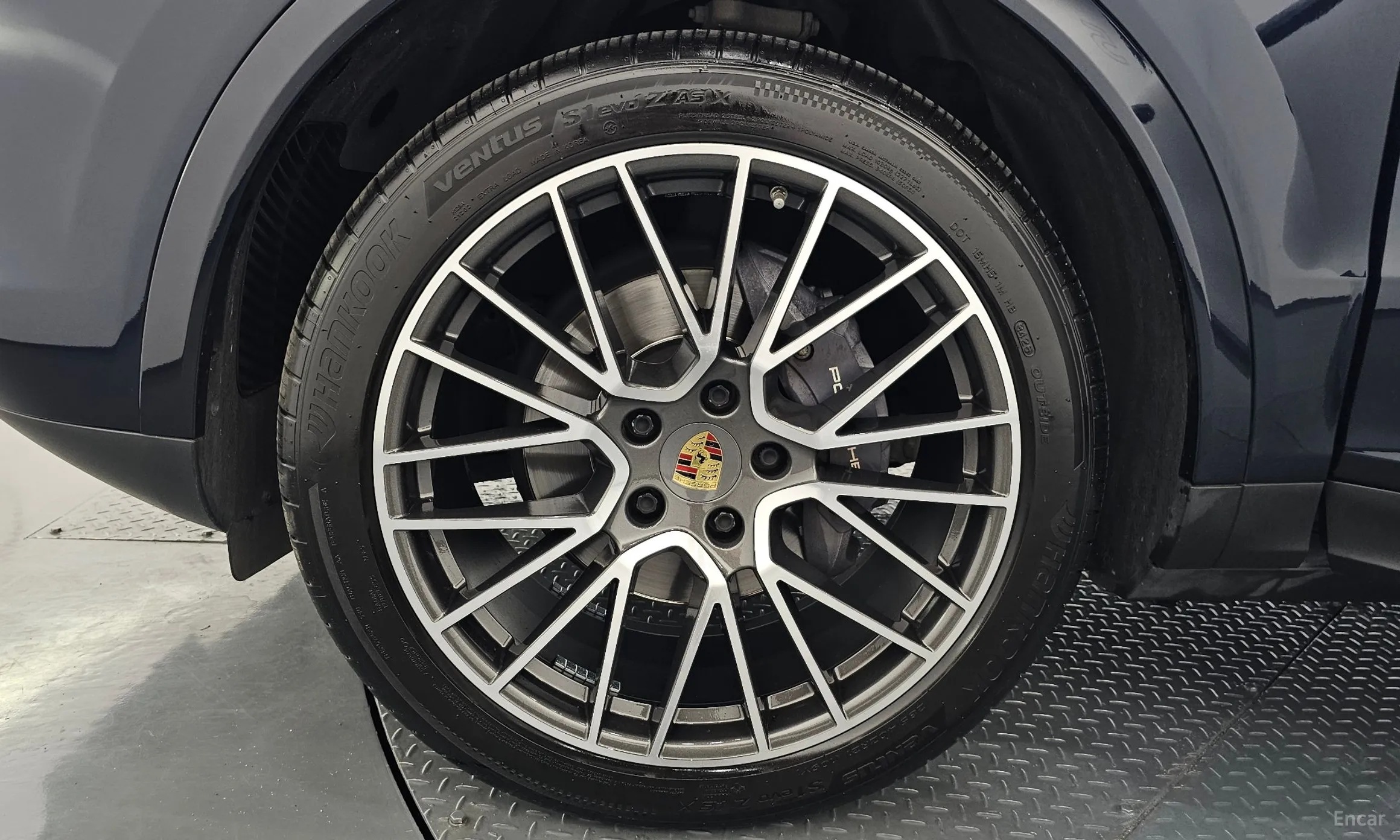 Porsche Cayenne (PO536) превью 5