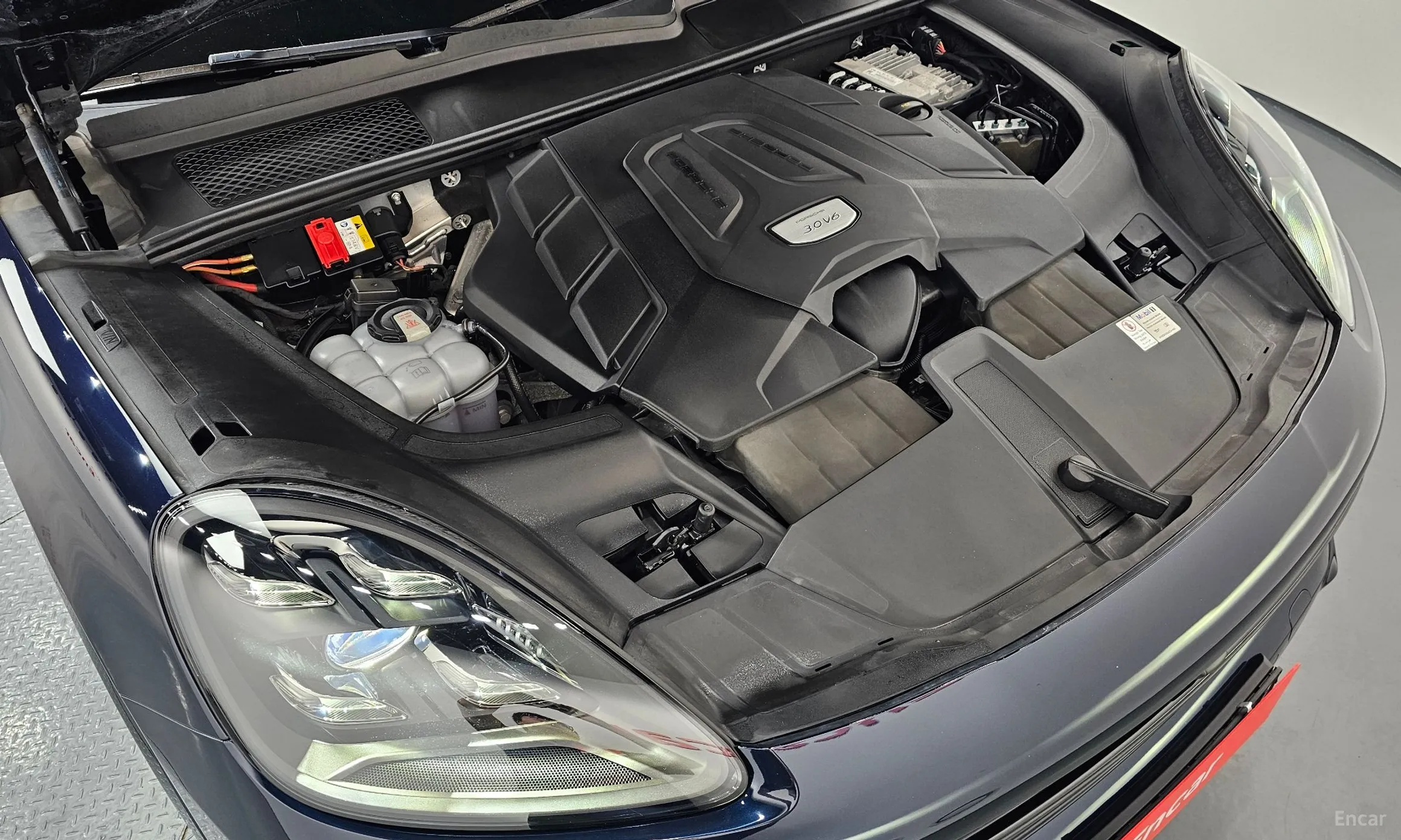 Porsche Cayenne (PO536) превью 6