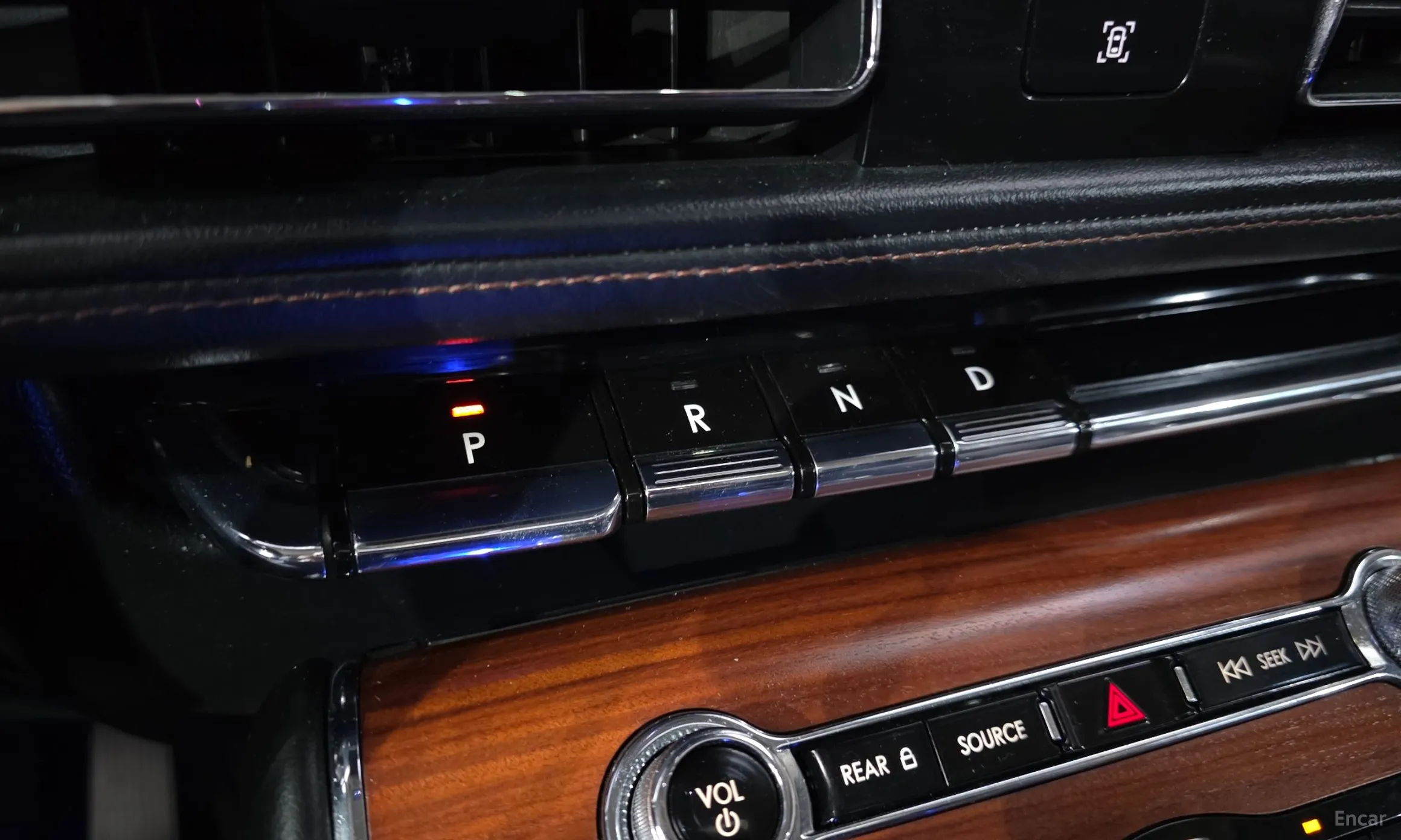 Lincoln Aviator 2nd Generation превью 9