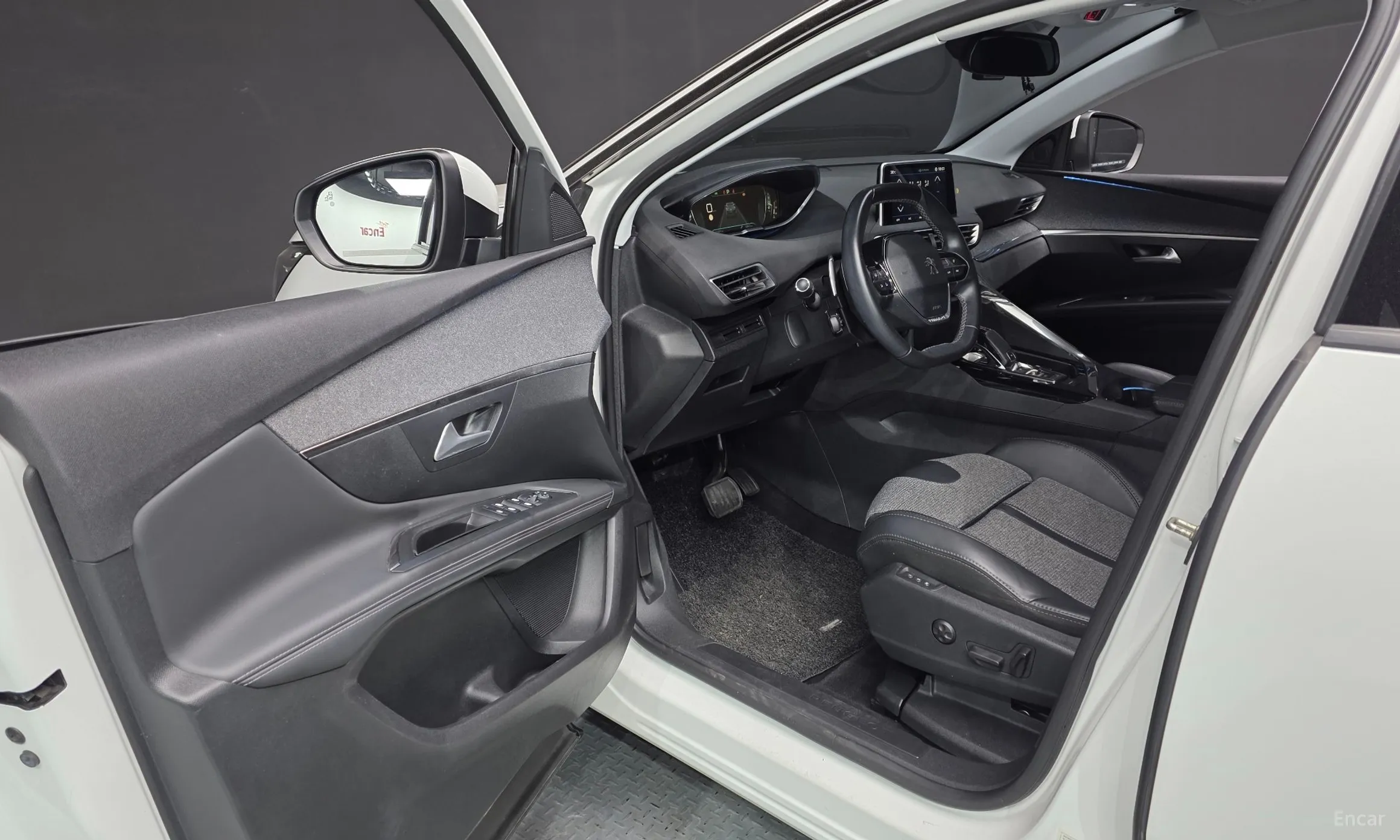 Peugeot 3008 2nd generation превью 10