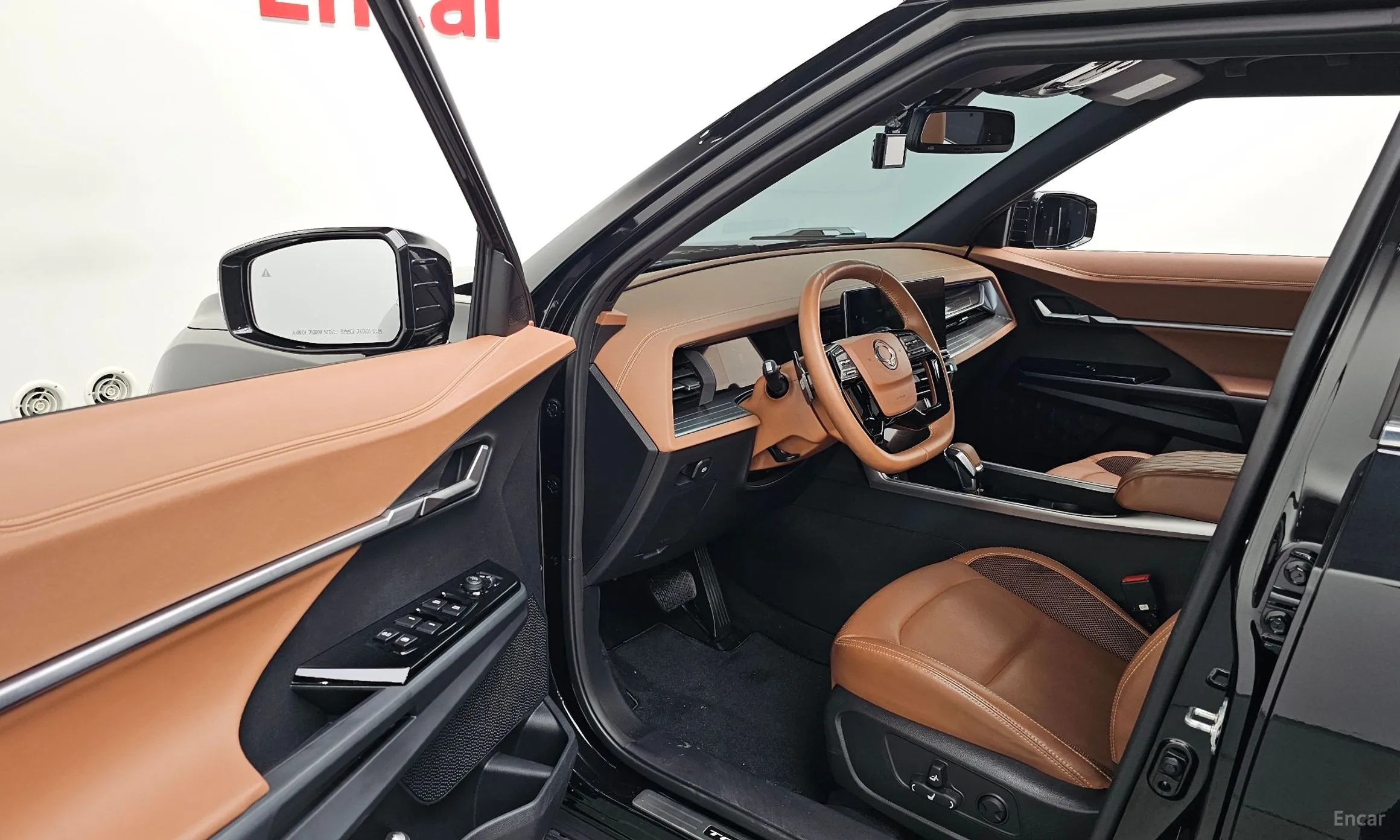 KG Mobility (SsangYong) Torres превью 10