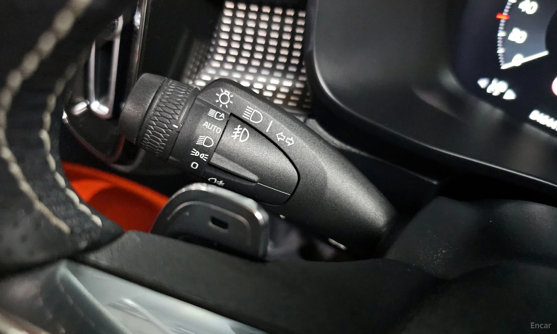 Volvo XC40 превью 17