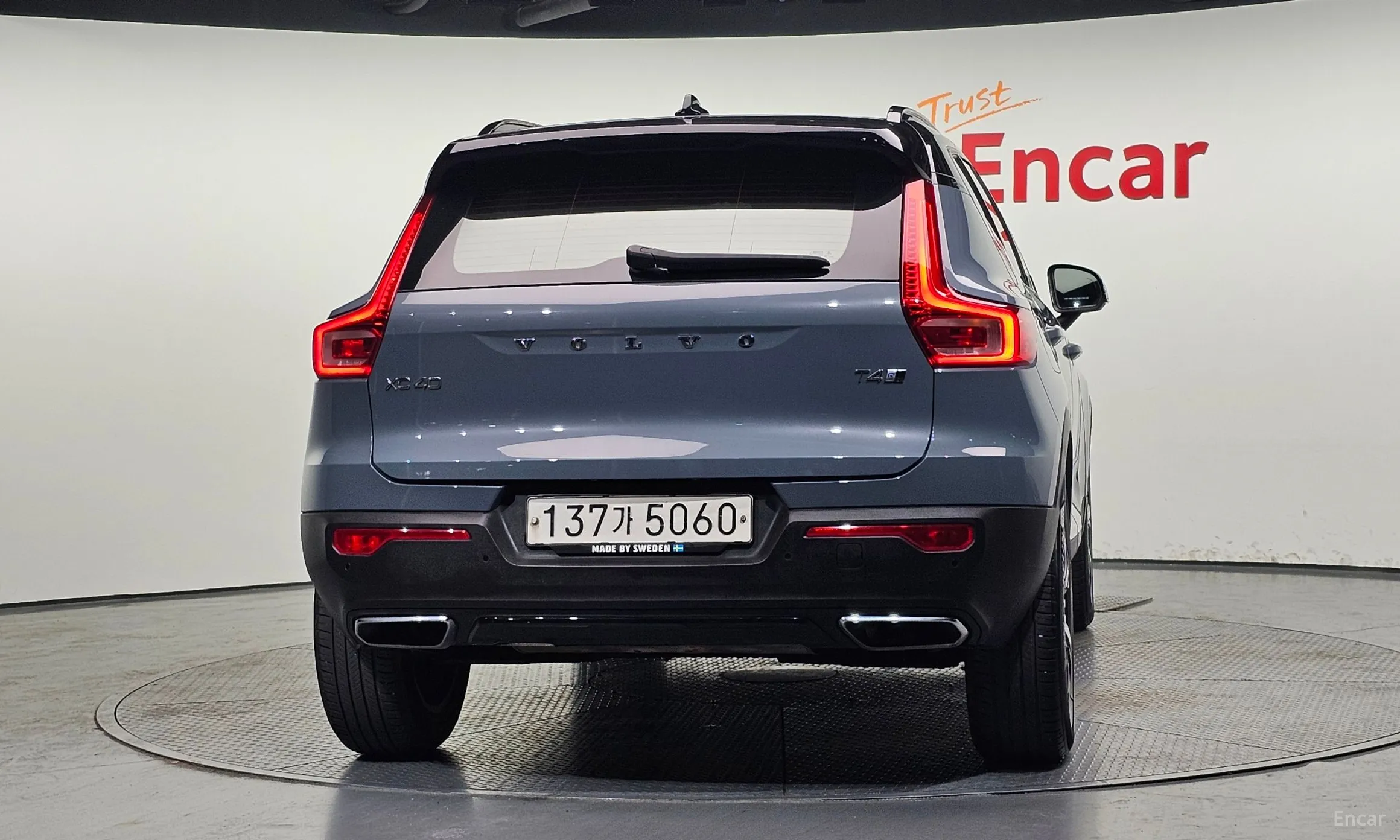 Volvo XC40 превью 4