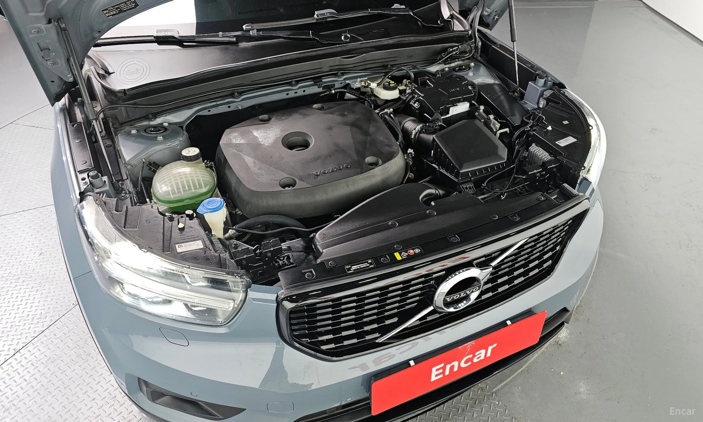 Volvo XC40 превью 6