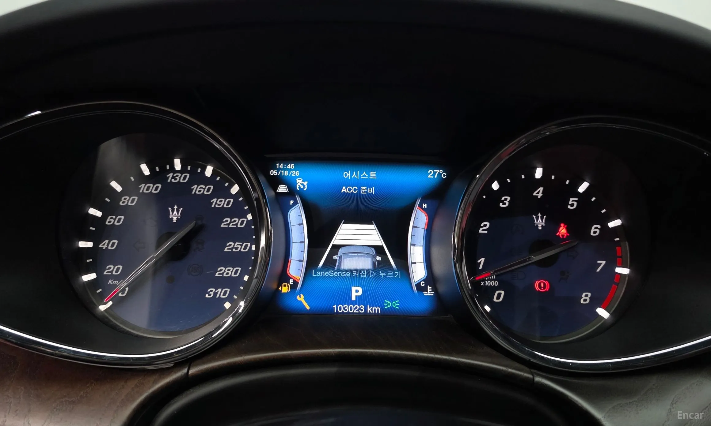 Maserati Quattroporte превью 8
