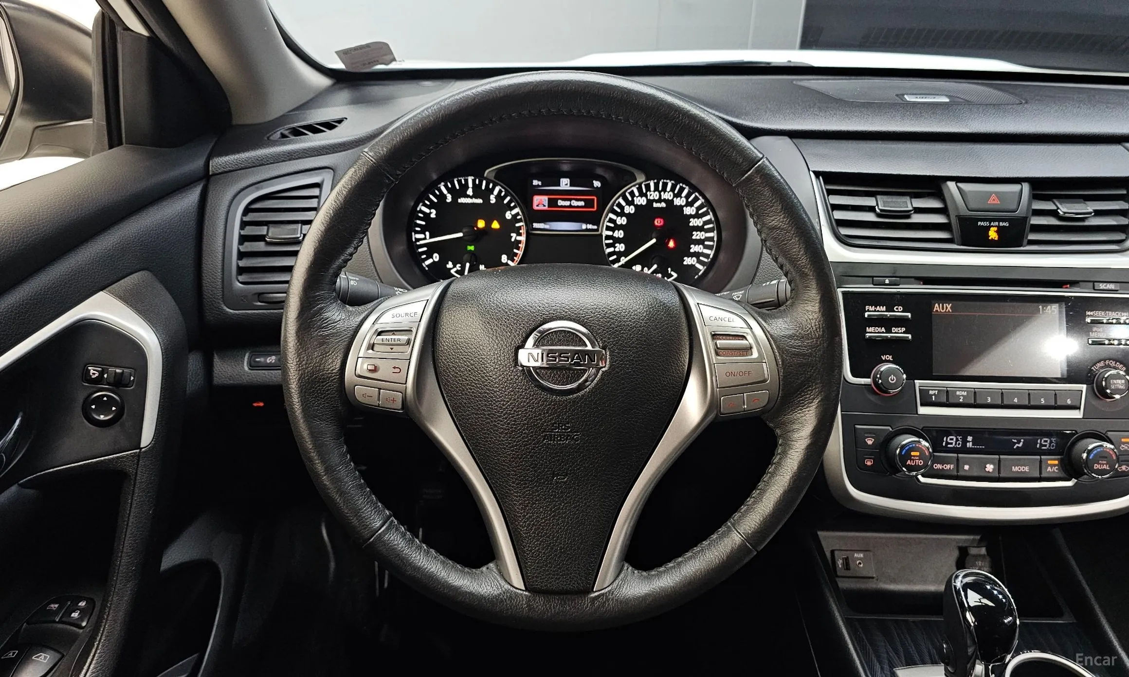 Nissan Altima превью 13