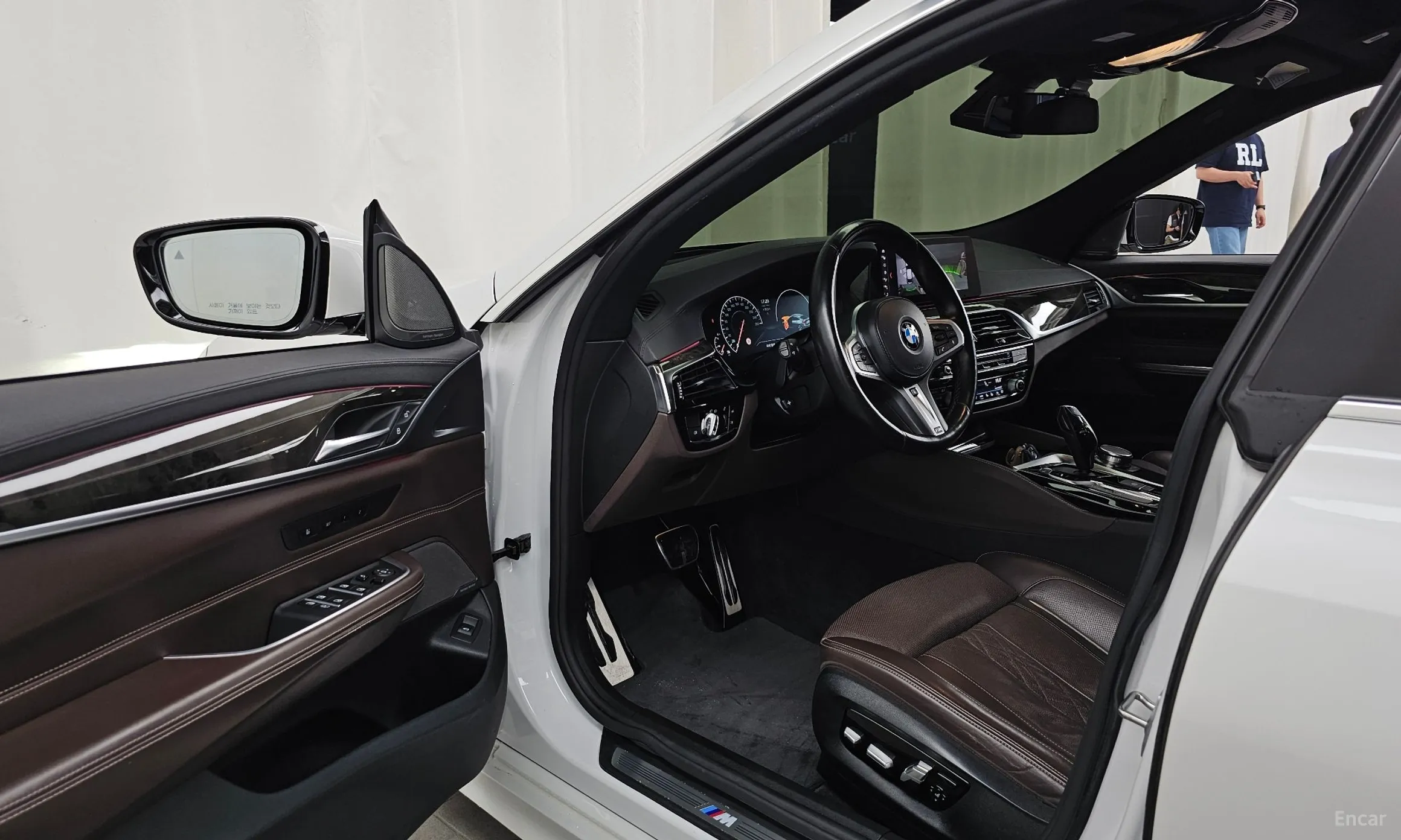 BMW 6-Series GT (G32) превью 10