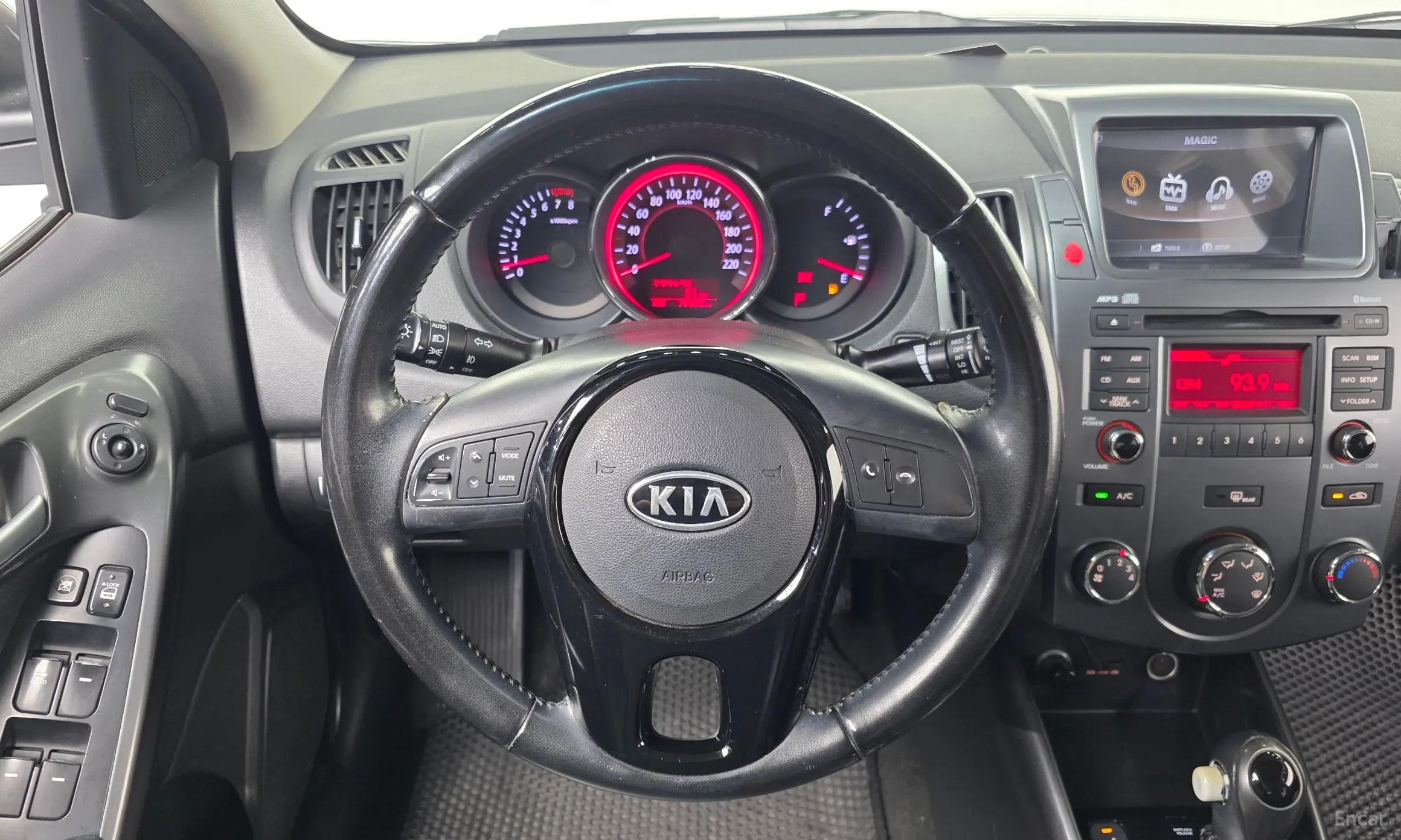 Kia Forte превью 13